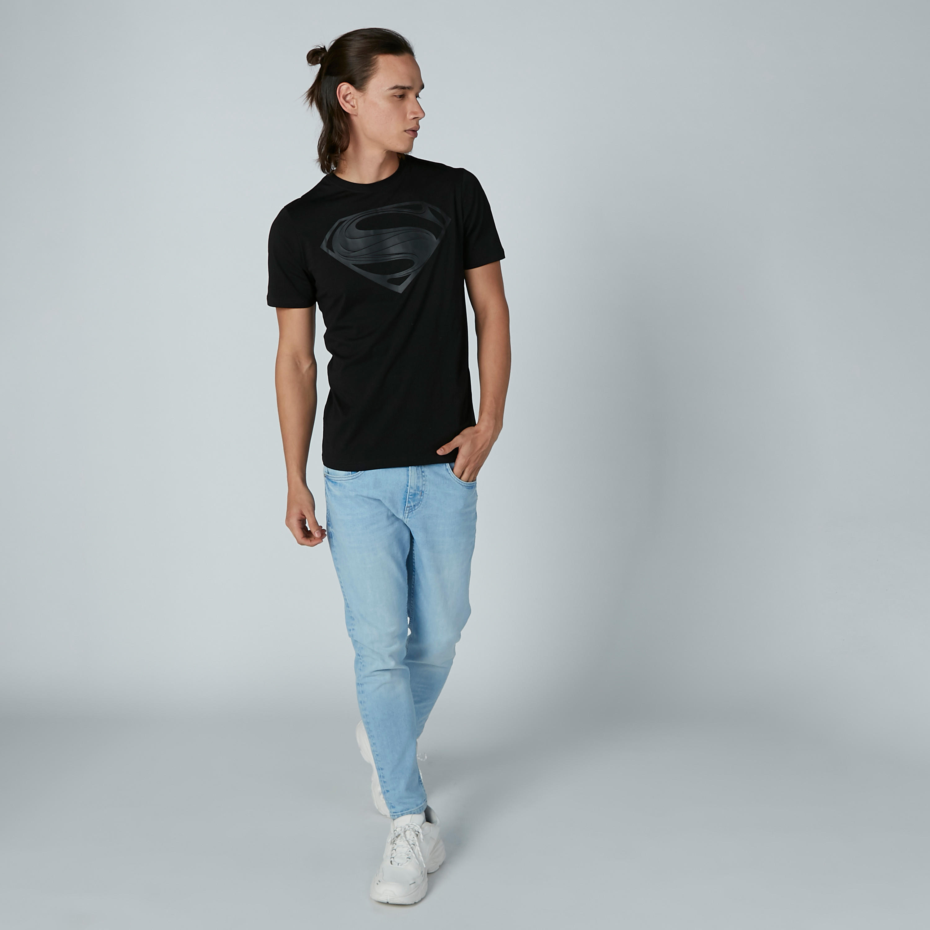 تيشيرت بياقة مستديرة وأكمام قصيرة وطبعات سوبرمان-men-clothing-tshirtsandpolos-tshirts-image-2
