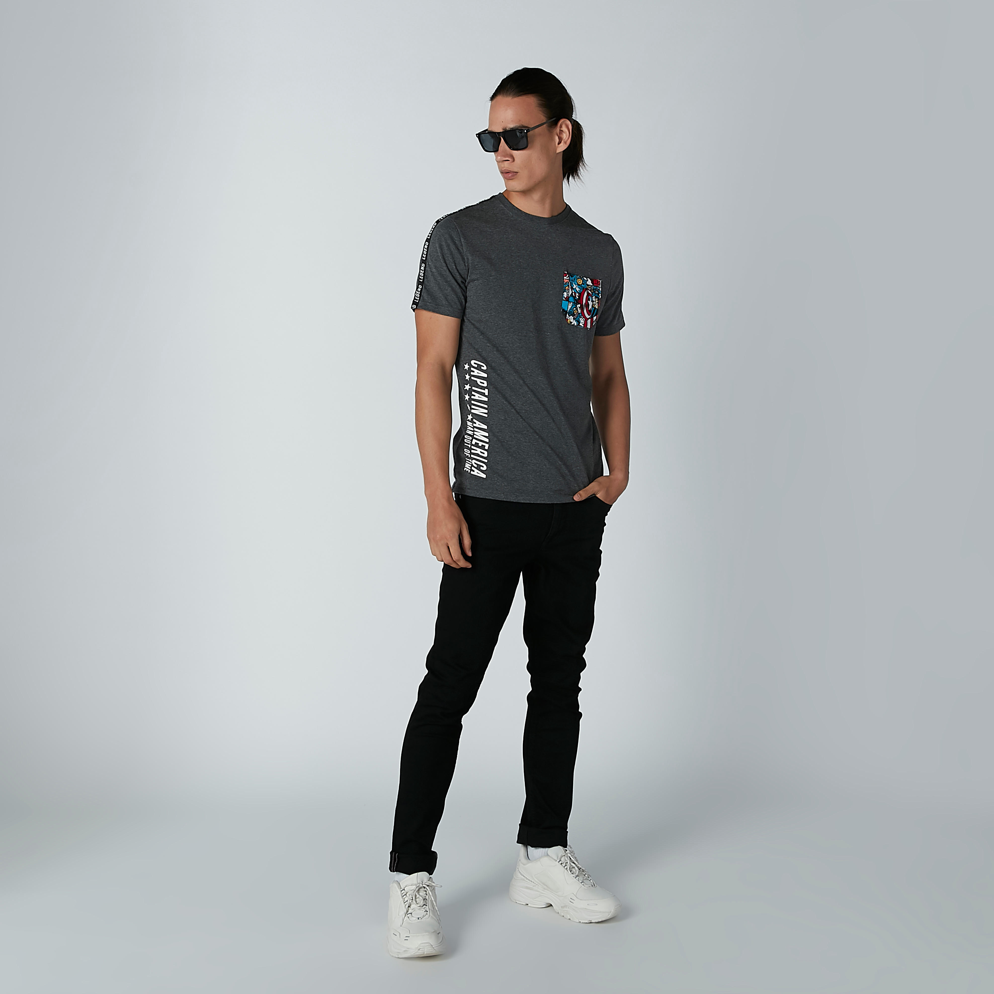 تيشيرت بياقة مستديرة وأكمام قصيرة وطبعات كابتن أمريكا-men-clothing-tshirtsandpolos-tshirts-image-3