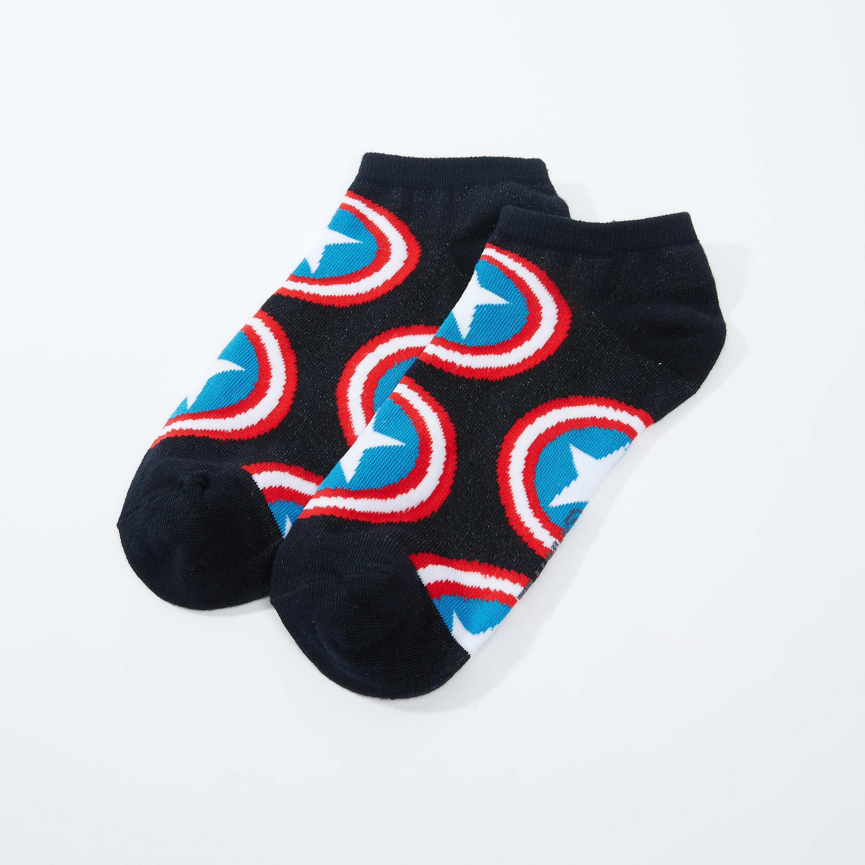 جوارب بطول الكاحل بملمس مضلّع وطبعات كابتن أمريكا-men-socks-image-3