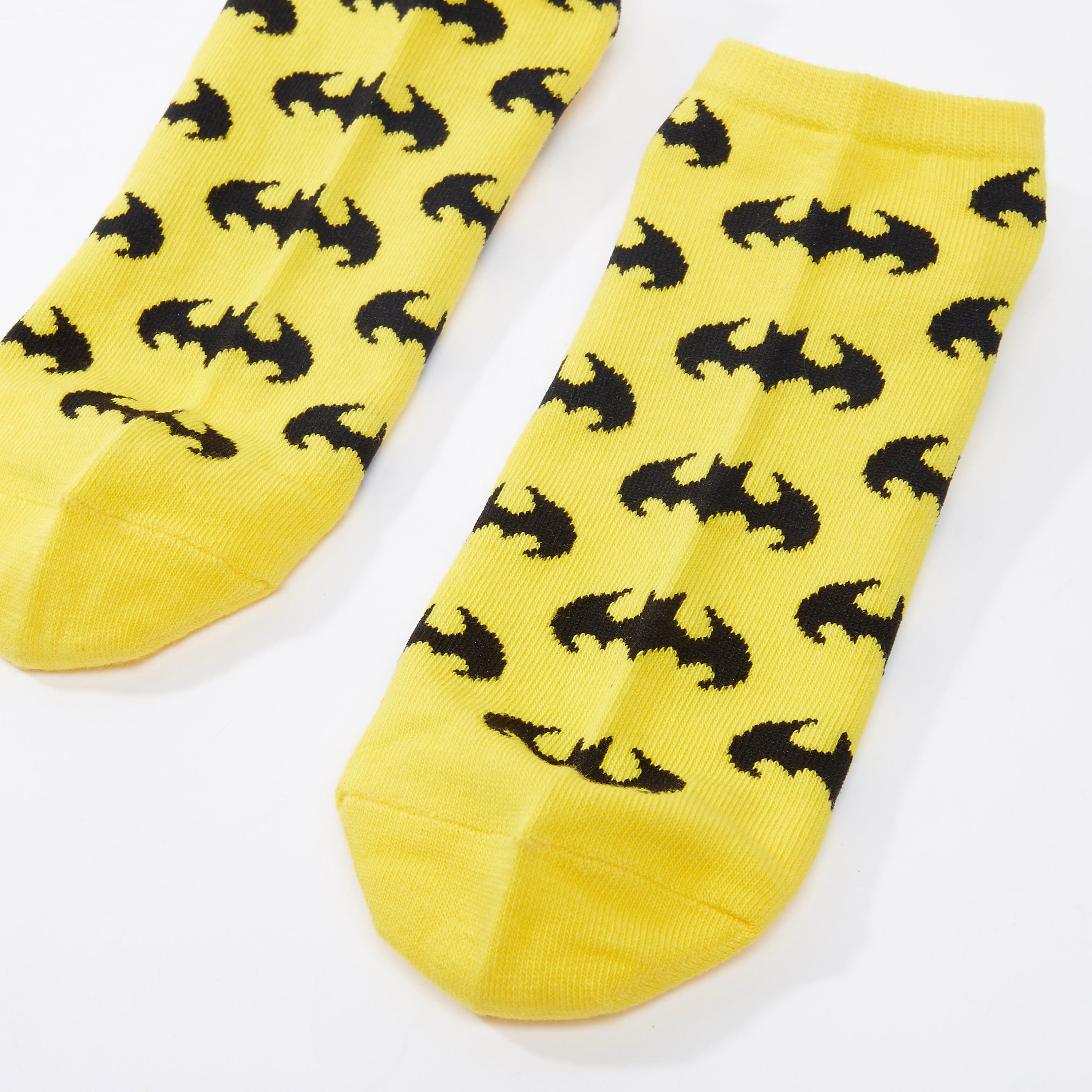 جوارب بطول الكاحل وملمس مضلّع وطبعات باتمان-men-socks-image-2