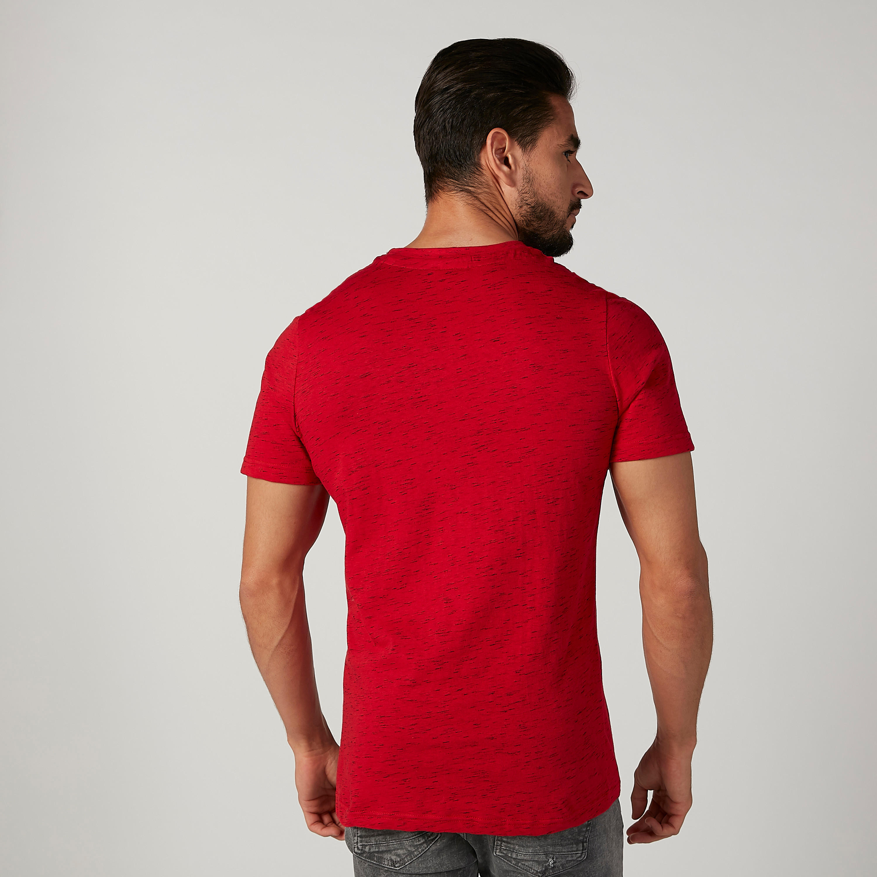 تيشيرت مستدام سليم بياقة ضيّقة وطبعات باتمان-men-clothing-tshirtsandpolos-tshirts-image-2