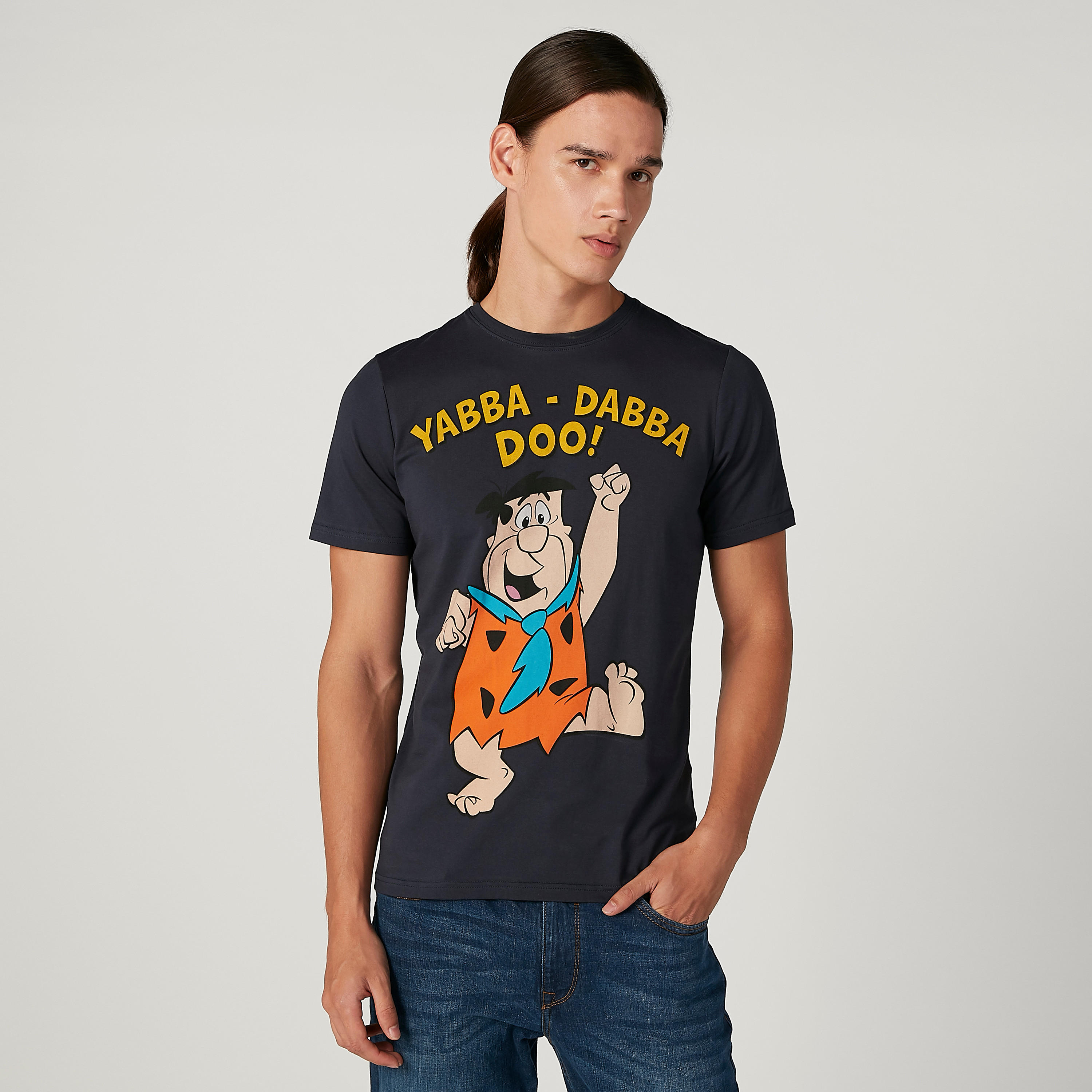تيشيرت مستدام سليم بياقة ضيقة وطبعات فلينستون-men-clothing-tshirtsandpolos-tshirts-image-1
