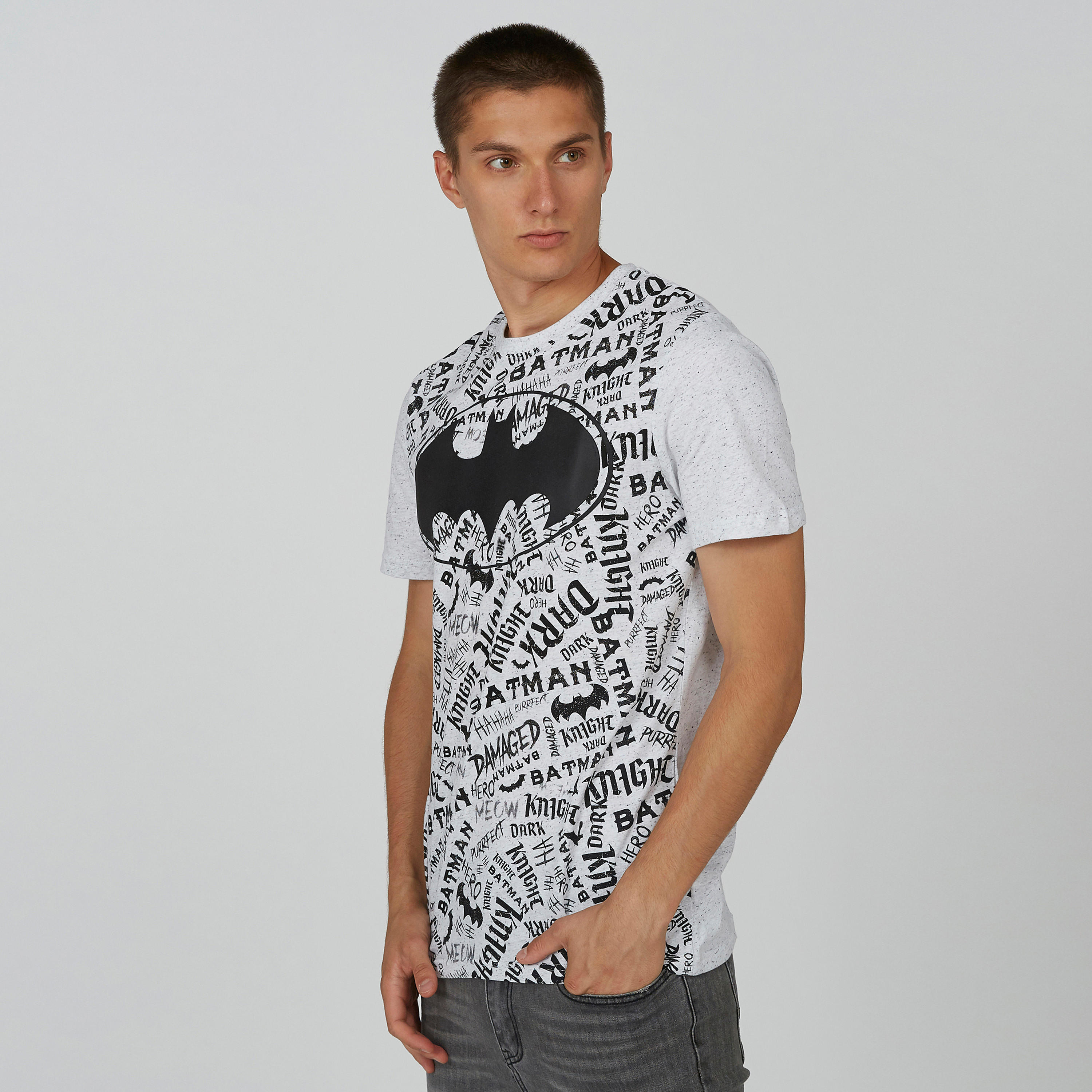 Sustainable Slim Fit Batman Printed T-shirt with Crew Neck-men-clothing-tshirtsandpolos-tshirts-image-1