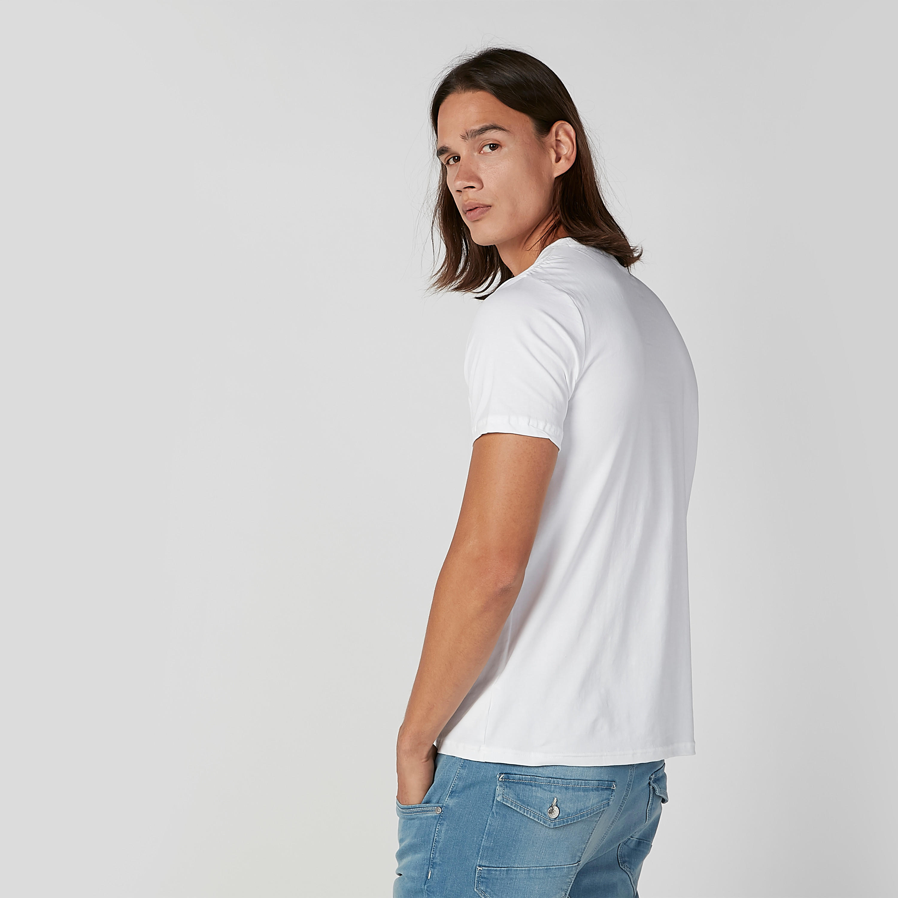 تيشيرت بياقة مستديرة وأكمام قصيرة وطبعات سوبرمان-men-clothing-tshirtsandpolos-tshirts-image-3