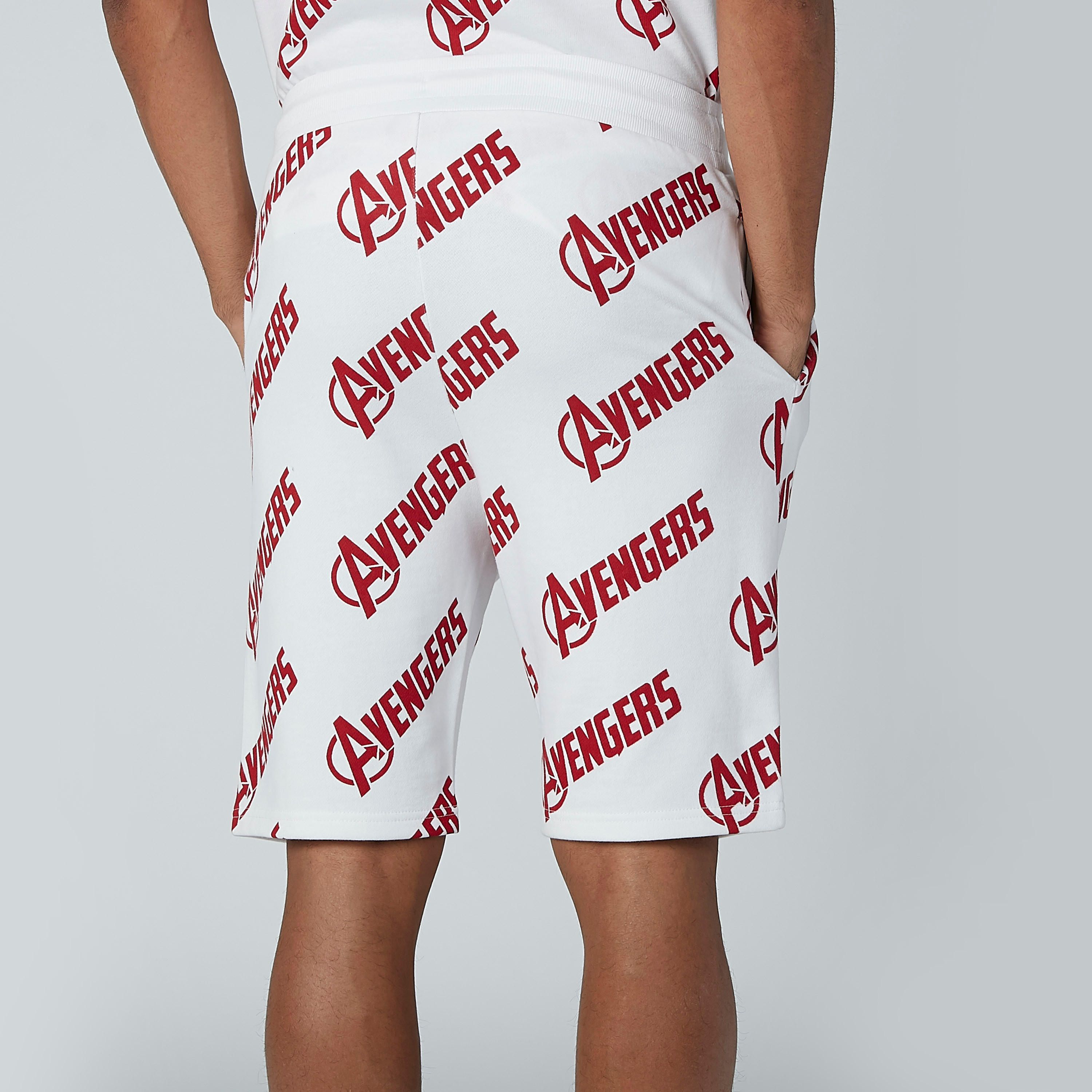 شورت مستدام سليم بخصر متوسط الارتفاع وجيوب-men-clothing-bottoms-shorts-image-4