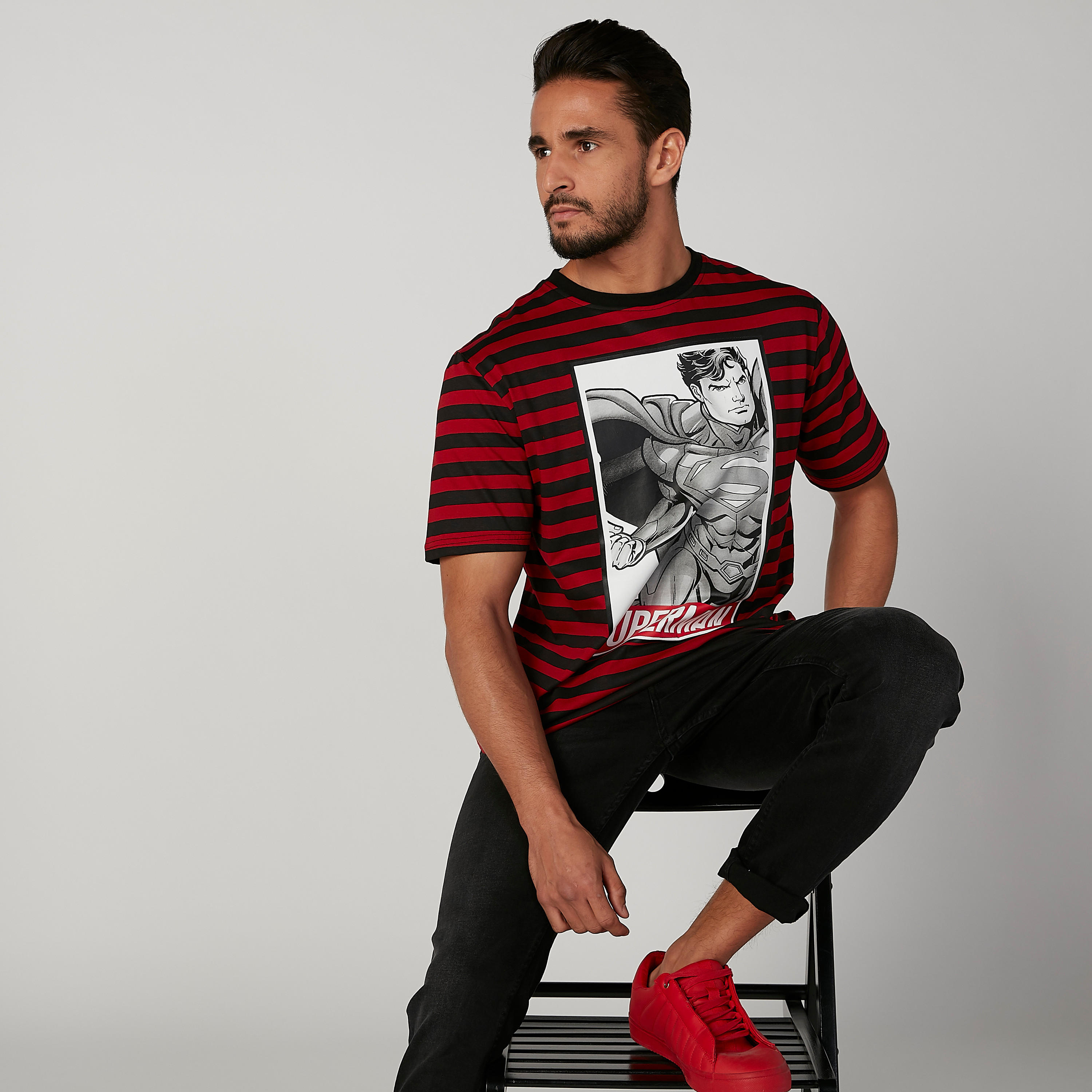 تيشيرت مستدام سليم بأكمام قصيرة وطبعات سوبرمان -men-clothing-tshirtsandpolos-tshirts-image-3