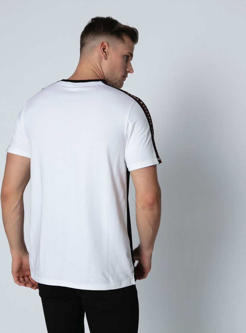 تيشيرت مستدام سليم بياقة مستديرة وطبعات ميكي ماوس -men-clothing-tshirtsandpolos-tshirts-image-4
