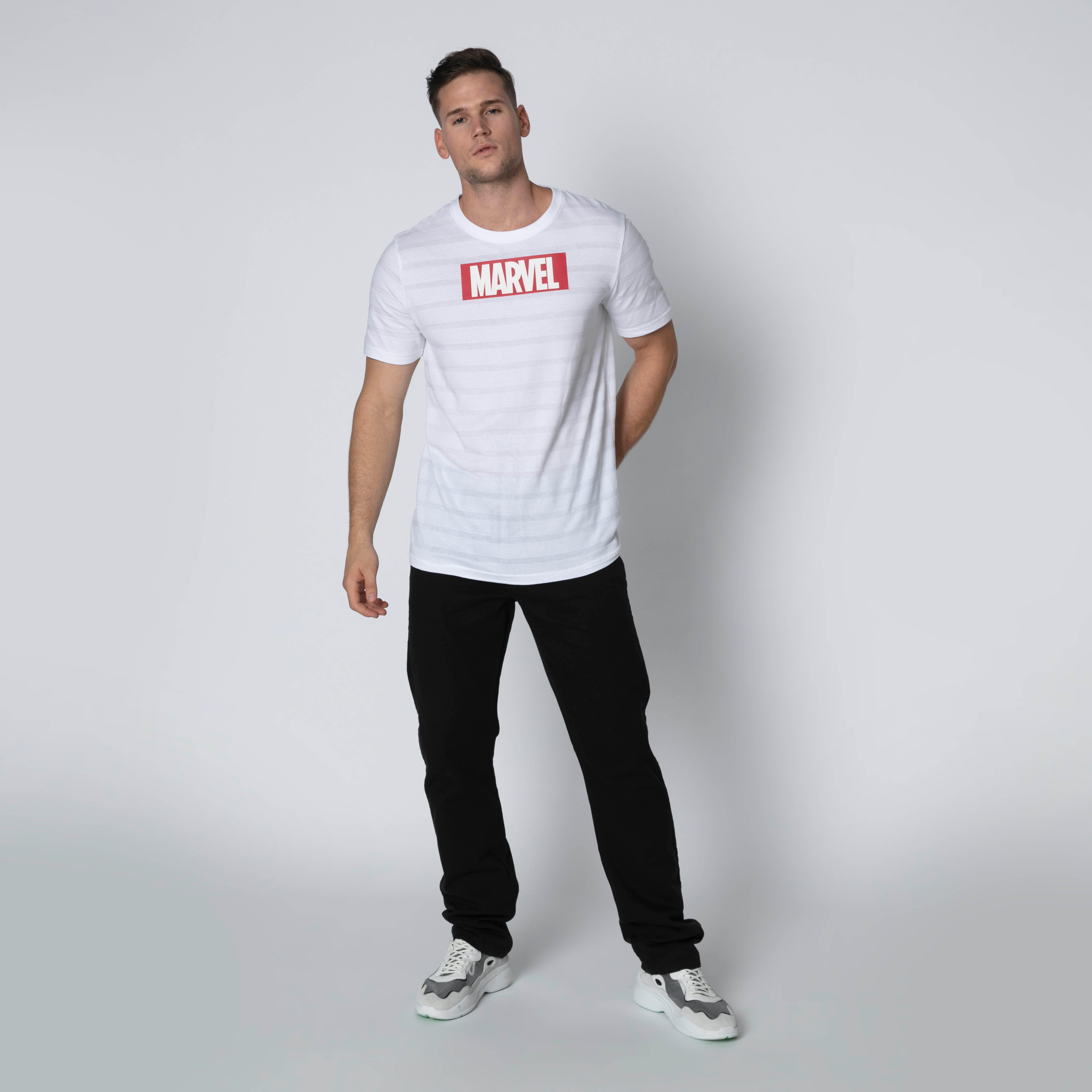 تيشيرت مستدام سليم بياقة مستديرة وطبعات مارفل-men-clothing-tshirtsandpolos-tshirts-image-2
