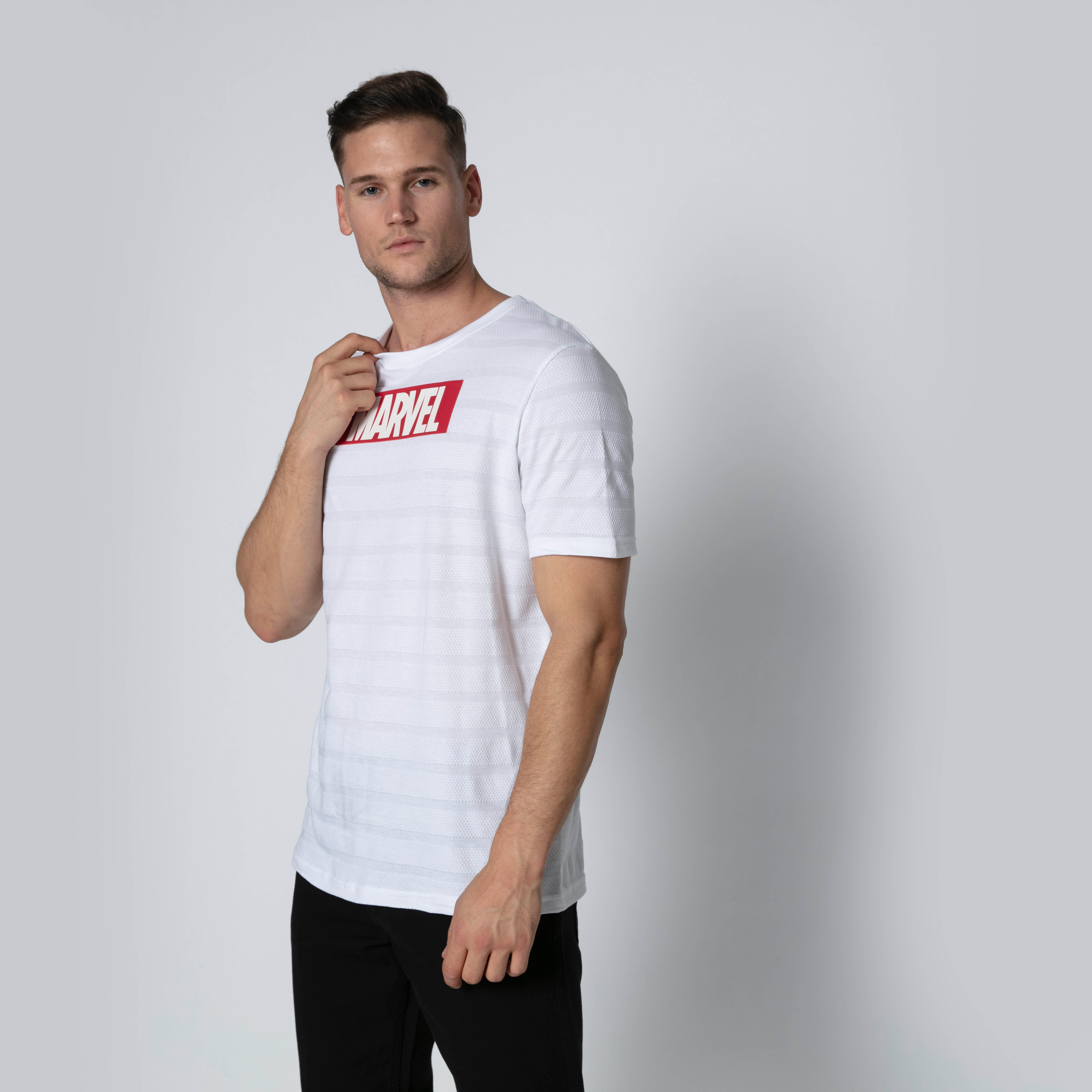تيشيرت مستدام سليم بياقة مستديرة وطبعات مارفل-men-clothing-tshirtsandpolos-tshirts-image-4