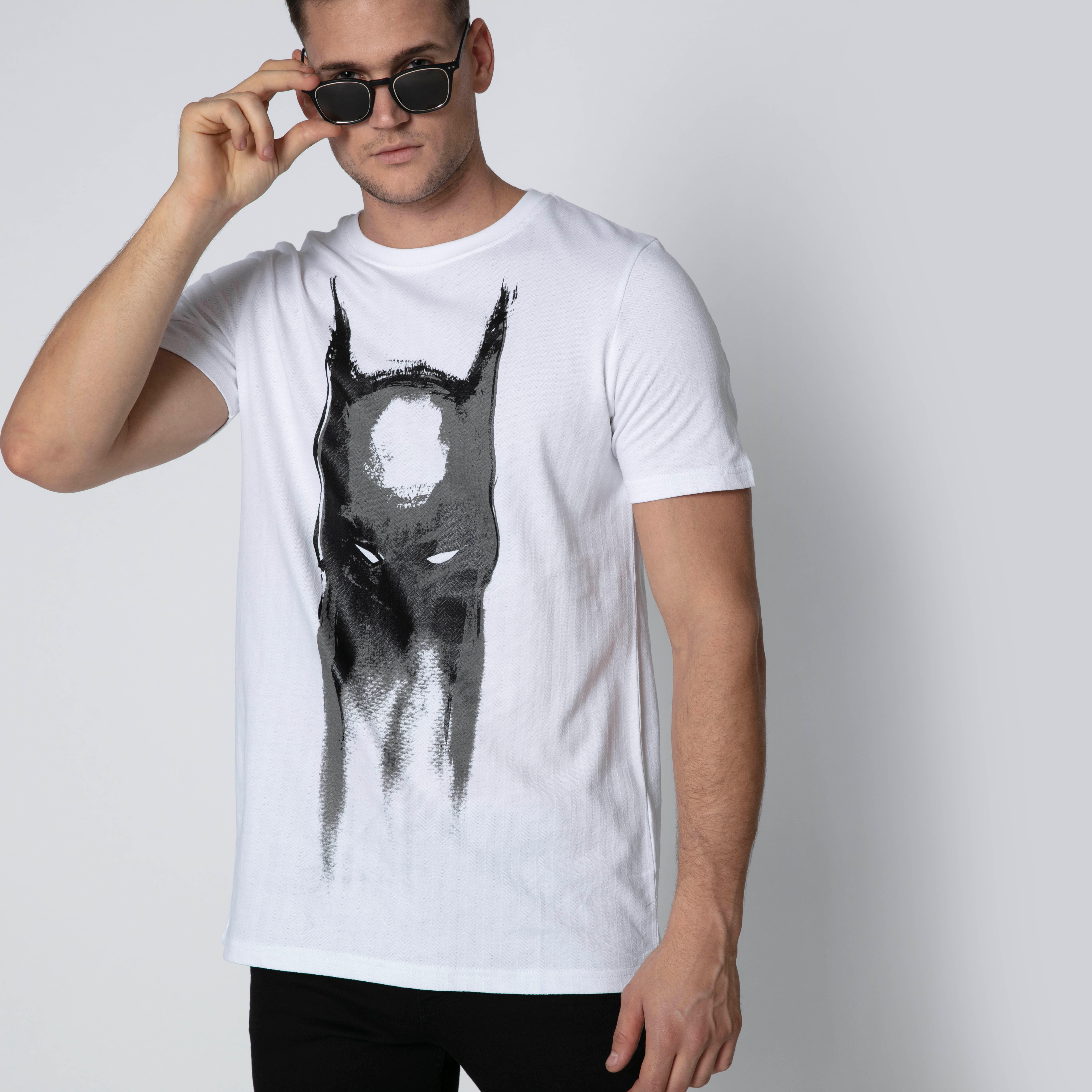 Sustainable Slim Fit Batman Printed T-shirt with Round Neck-men-clothing-tshirtsandpolos-tshirts-image-5