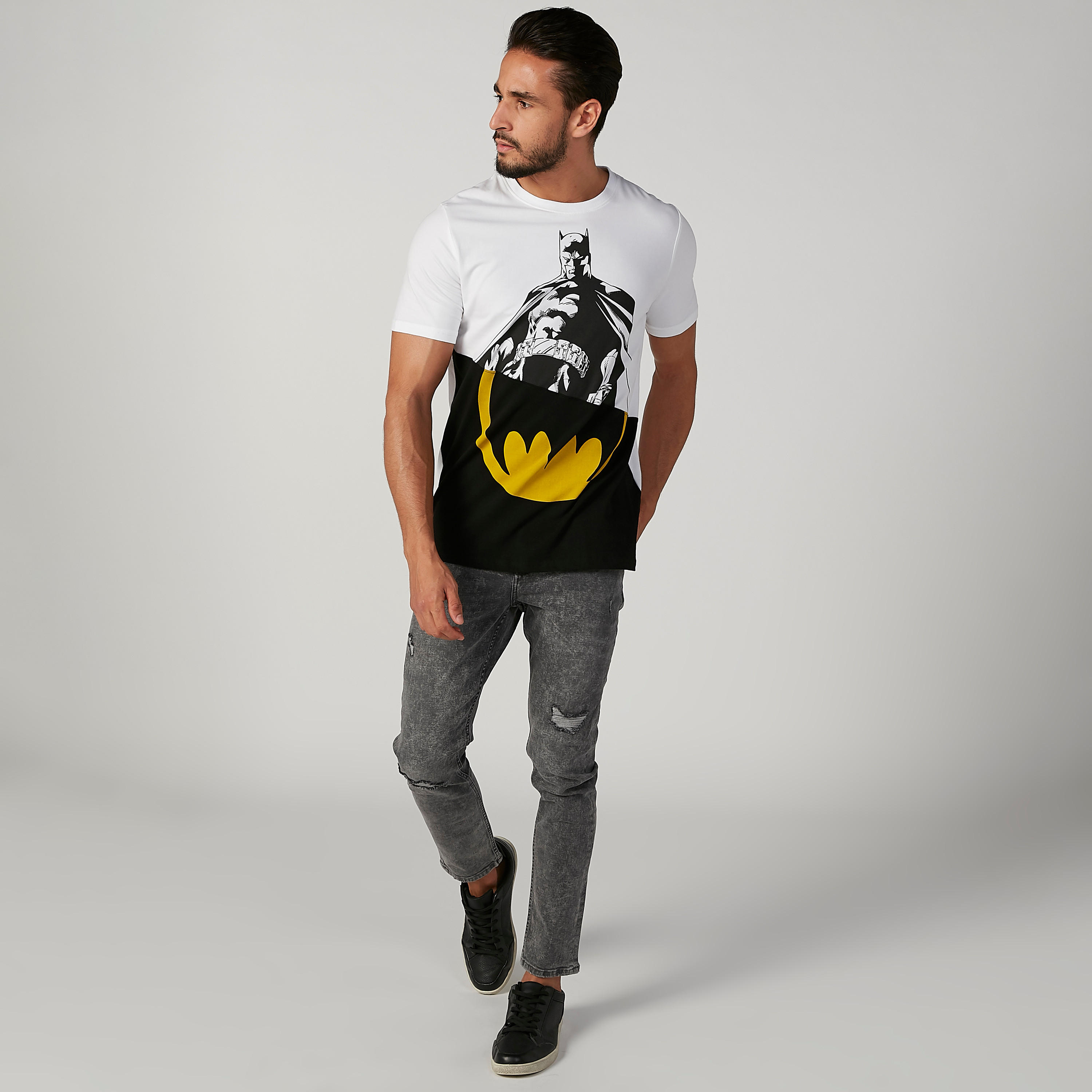 Sustainable Slim Fit Batman Printed Crew Neck T-shirt-men-clothing-tshirtsandpolos-tshirts-image-3