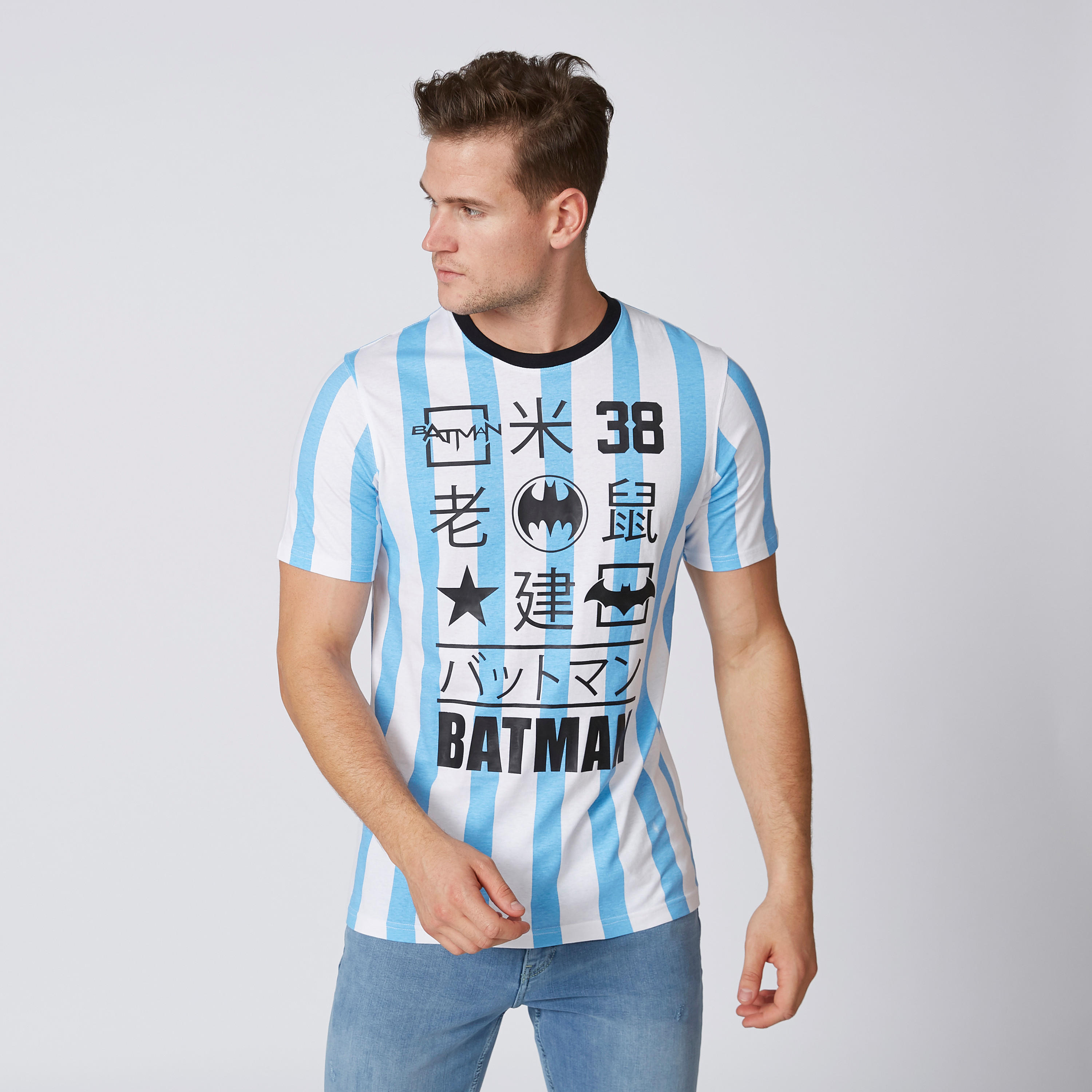 تيشيرت مستدام سليم بياقة ضيّقة وطبعات باتمان-men-clothing-tshirtsandpolos-tshirts-image-4