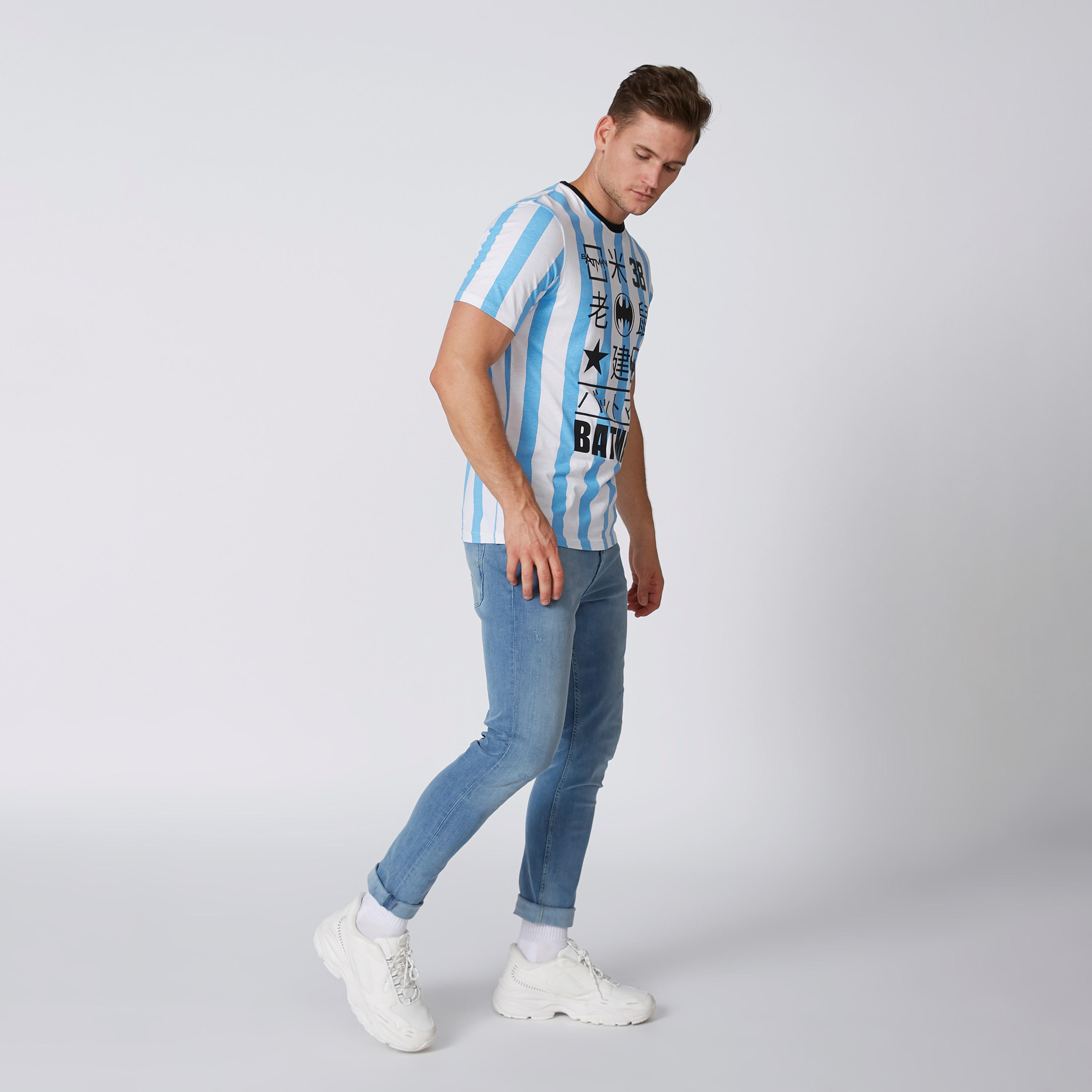 تيشيرت مستدام سليم بياقة ضيّقة وطبعات باتمان-men-clothing-tshirtsandpolos-tshirts-image-2