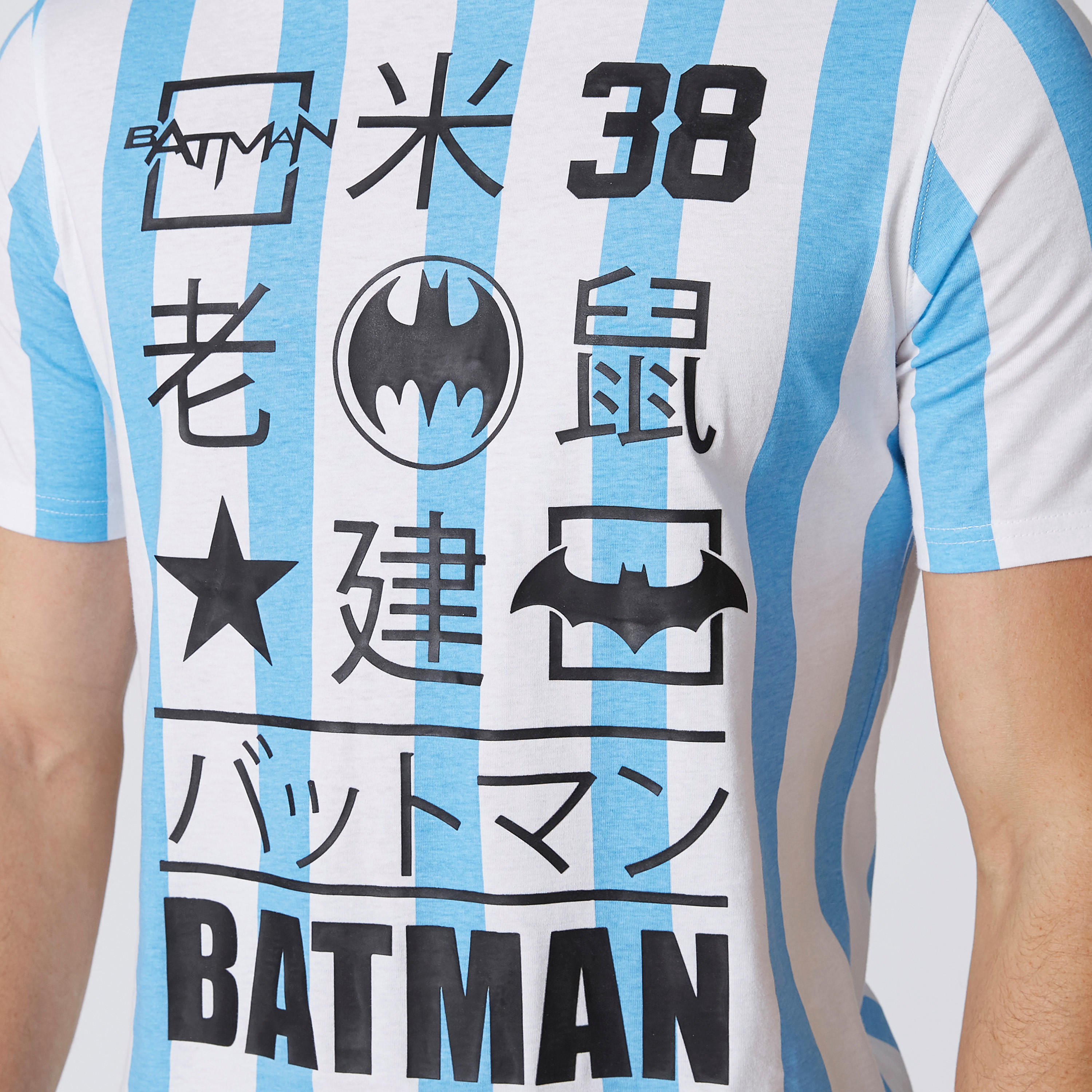 تيشيرت مستدام سليم بياقة ضيّقة وطبعات باتمان-men-clothing-tshirtsandpolos-tshirts-image-1