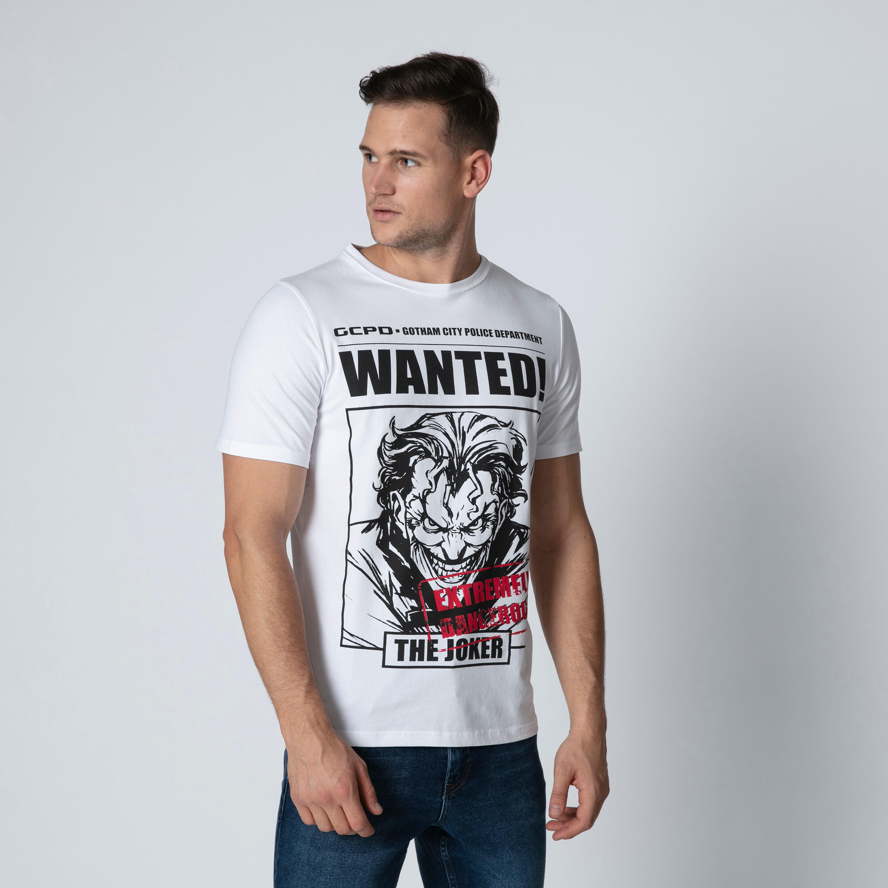 تيشيرت مستدام سليم بياقة مستديرة وطبعات جوكر -men-clothing-tshirtsandpolos-tshirts-image-1