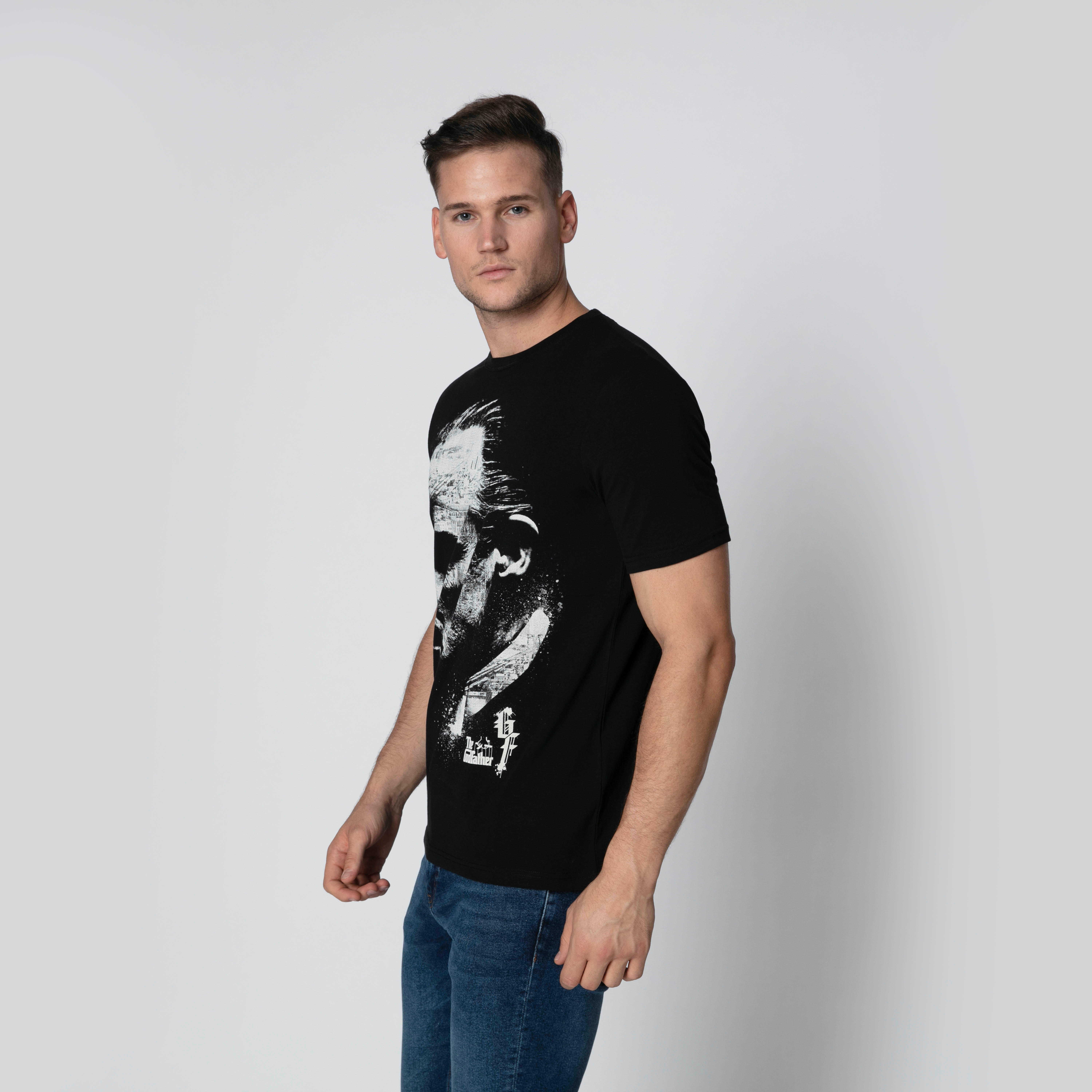 تيشيرت مستدام سليم بياقة مستديرة وطبعات-men-clothing-tshirtsandpolos-tshirts-image-4