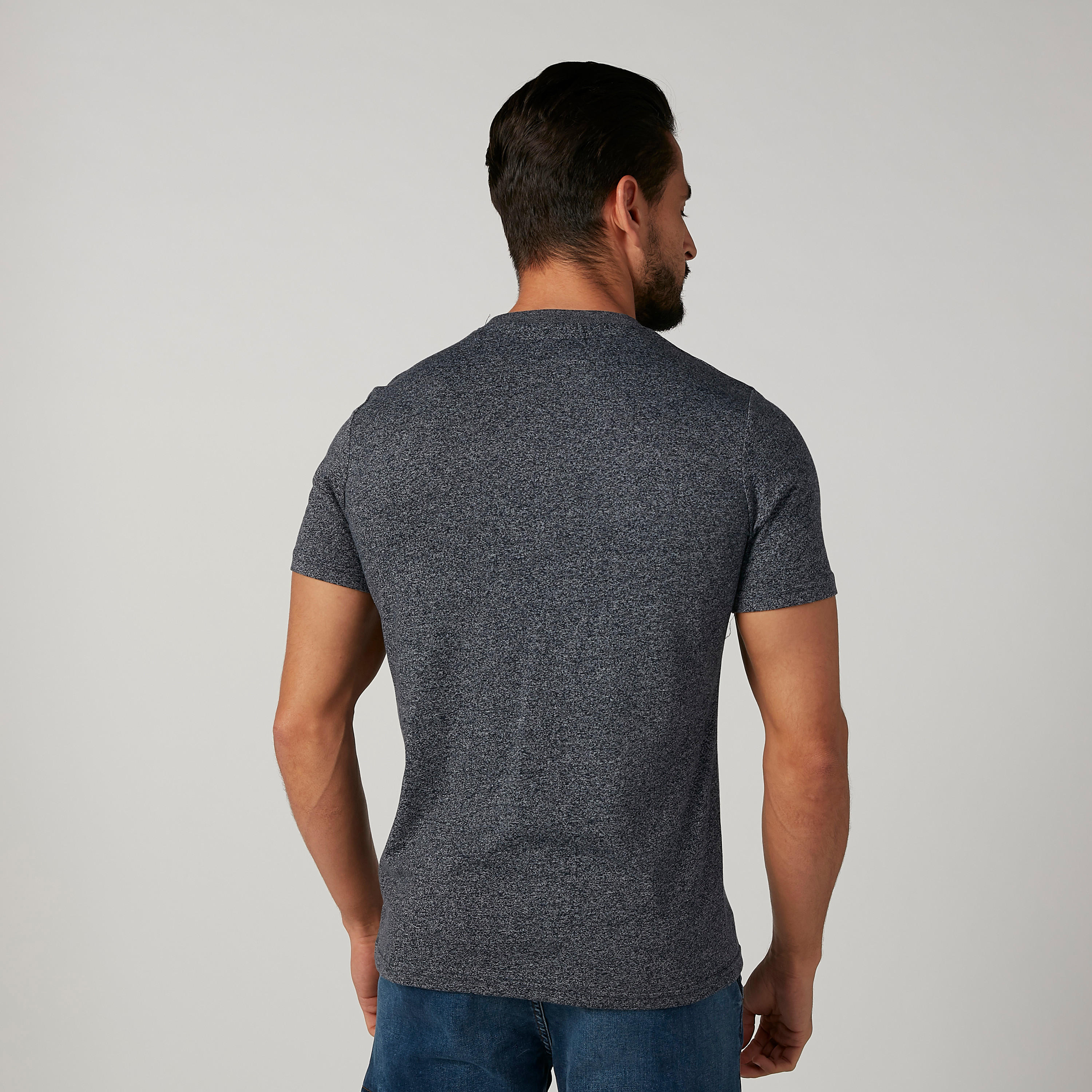 تيشيرت مستدام سليم بياقة ضيّقة وطبعات كابتن أمريكا -men-clothing-tshirtsandpolos-tshirts-image-2