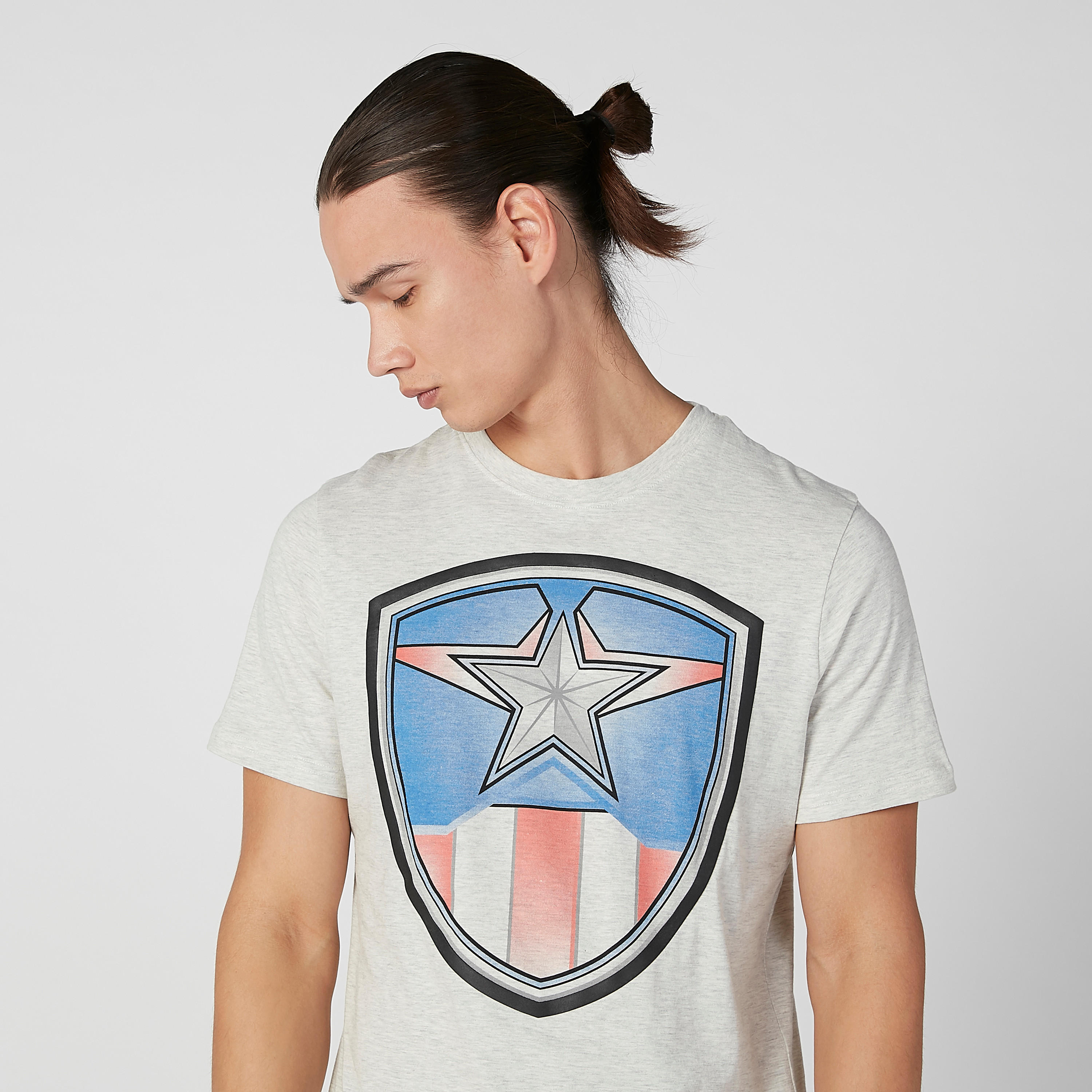 تيشيرت مستدام سليم بياقة ضيّقة وطبعات كابتن أمريكا -men-clothing-tshirtsandpolos-tshirts-image-4
