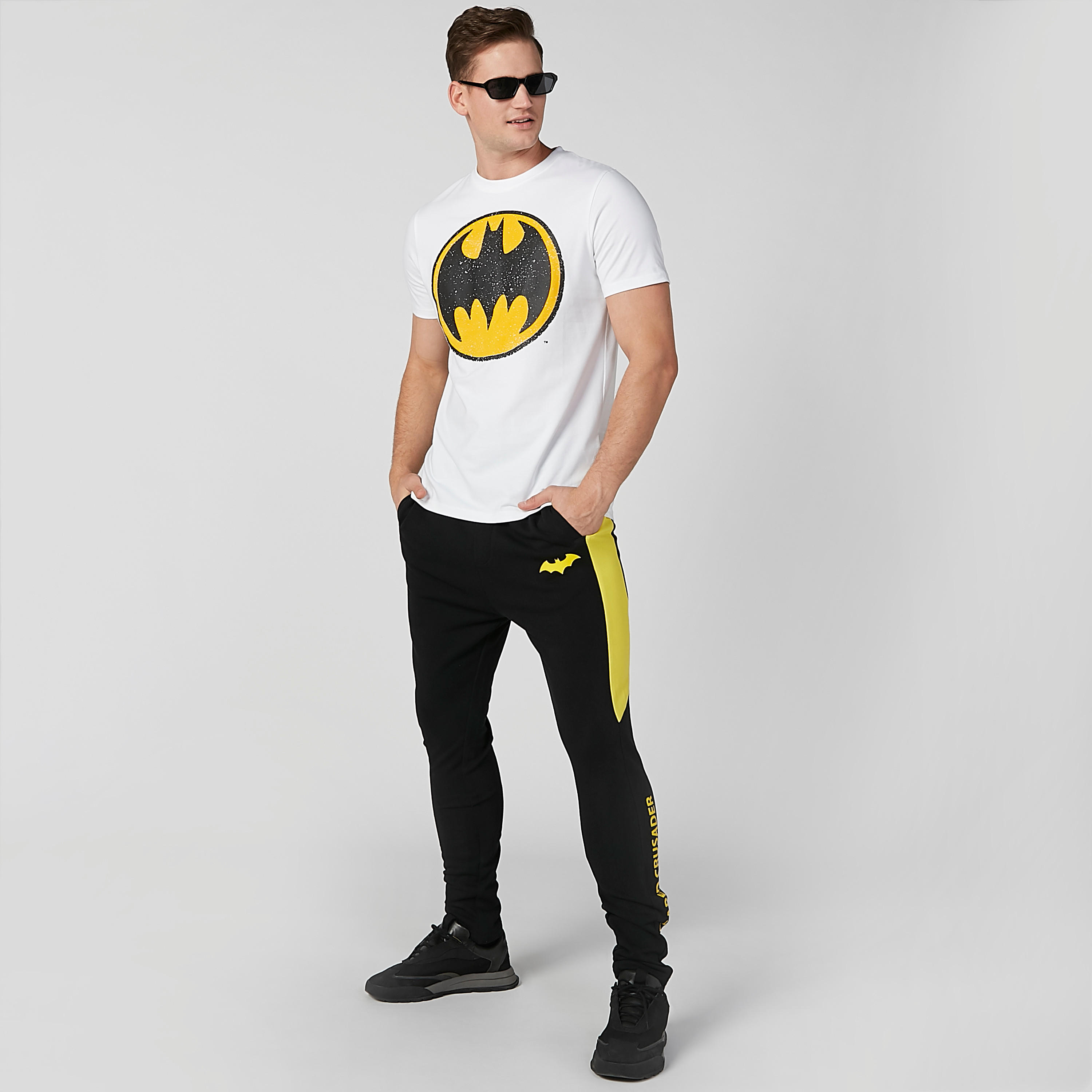 بنطلون رياضي مستدام برباط وطبعات باتمان-men-clothing-bottoms-joggers-image-2