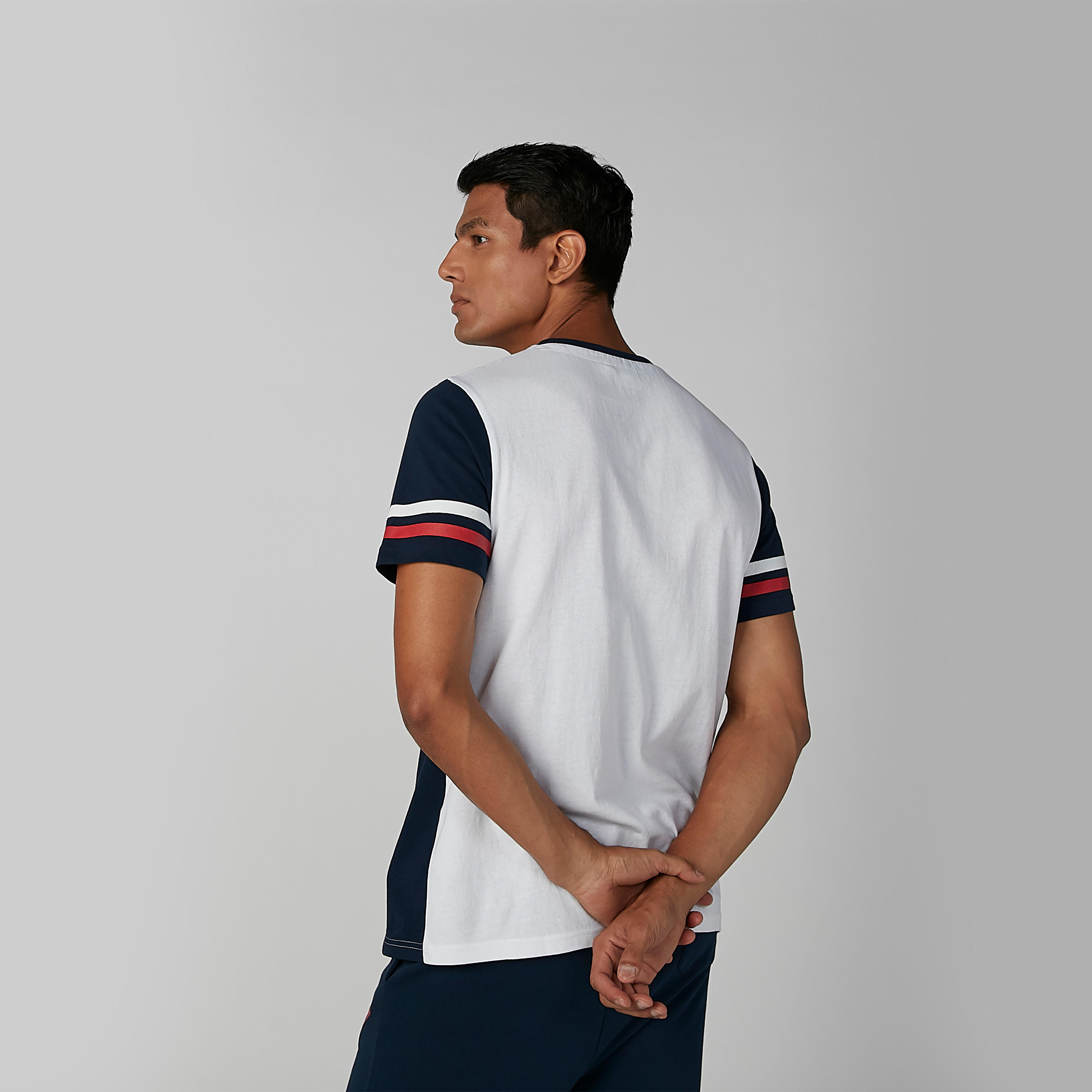 تيشيرت مستدام بقصّة سليم وياقة ضيّقة وطبعات سوبرمان-men-clothing-tshirtsandpolos-tshirts-image-4