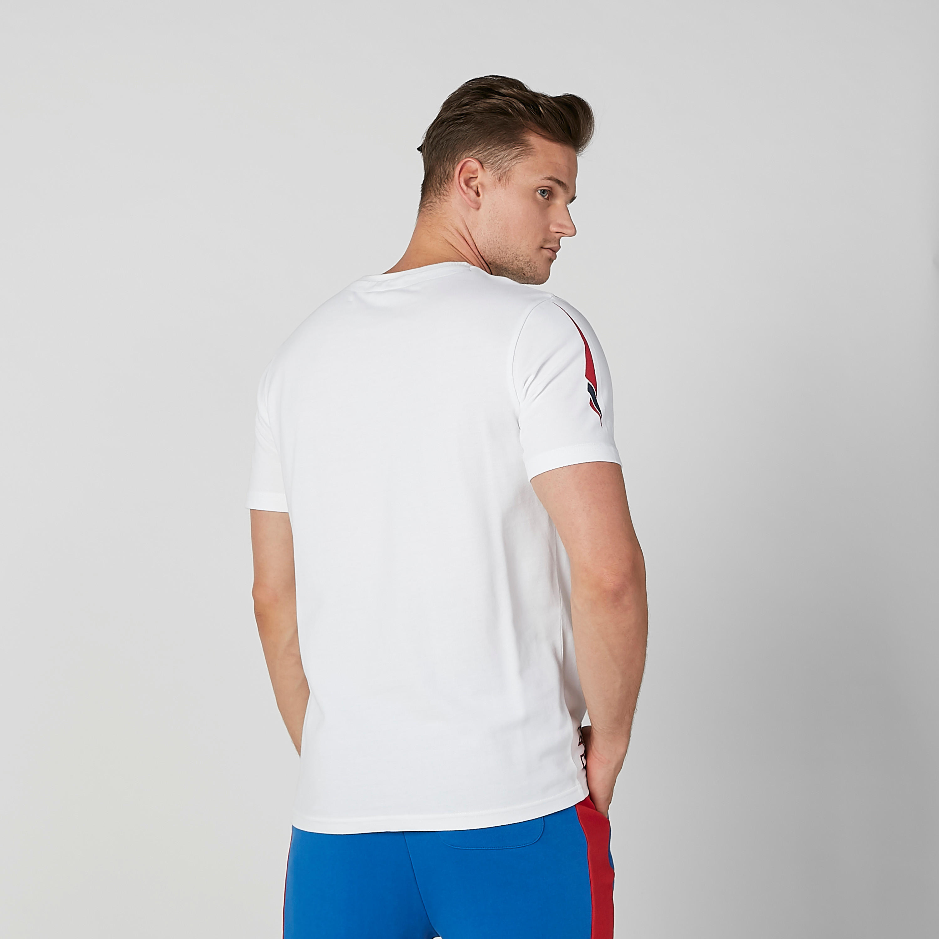 تيشيرت مستدام سليم بياقة ضيّقة وطبعات سوبرمان-men-clothing-tshirtsandpolos-tshirts-image-3