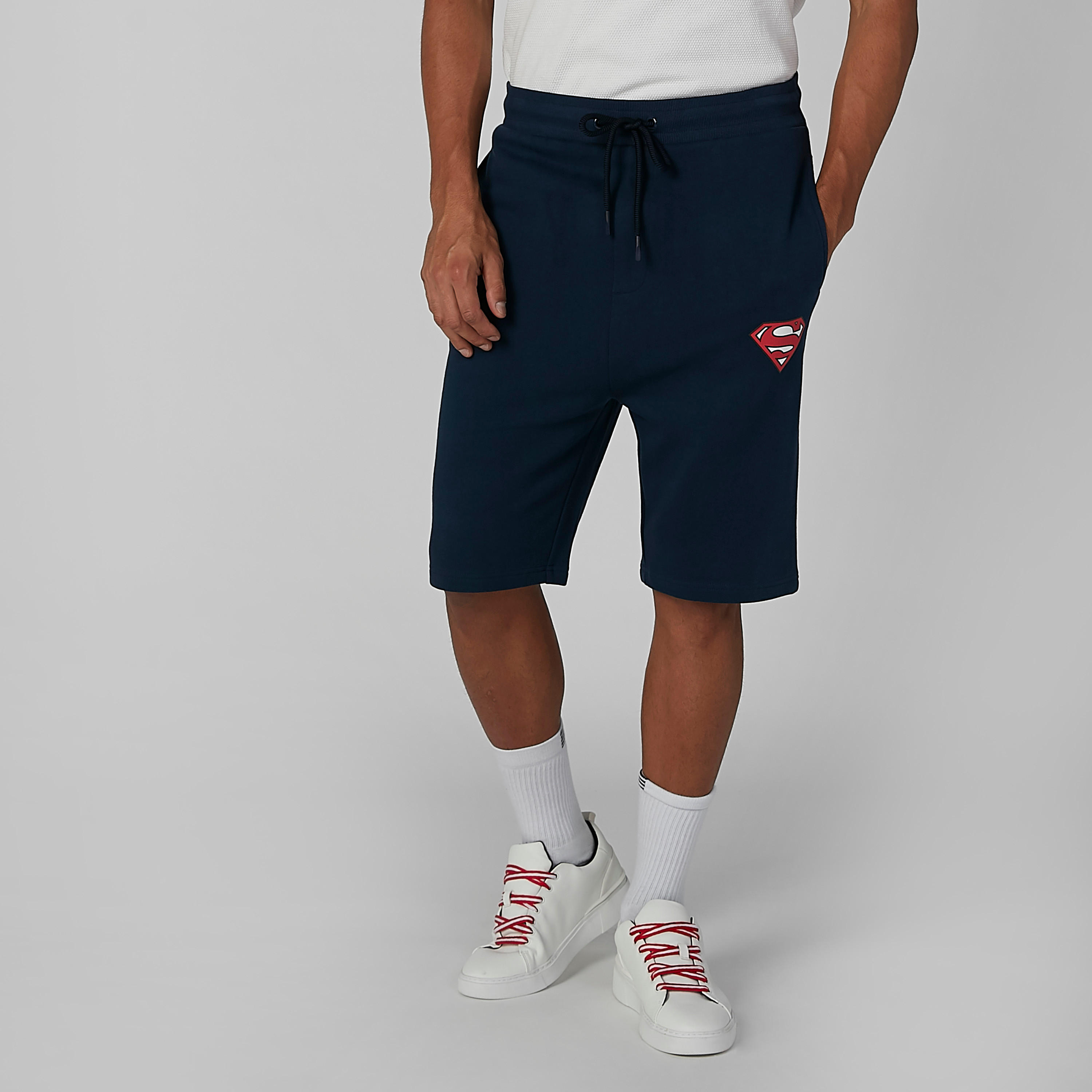 شورت مستدام بقصّة سليم وخصر متوسط الارتفاع وطبعات سوبرمان-men-clothing-bottoms-shorts-image-5