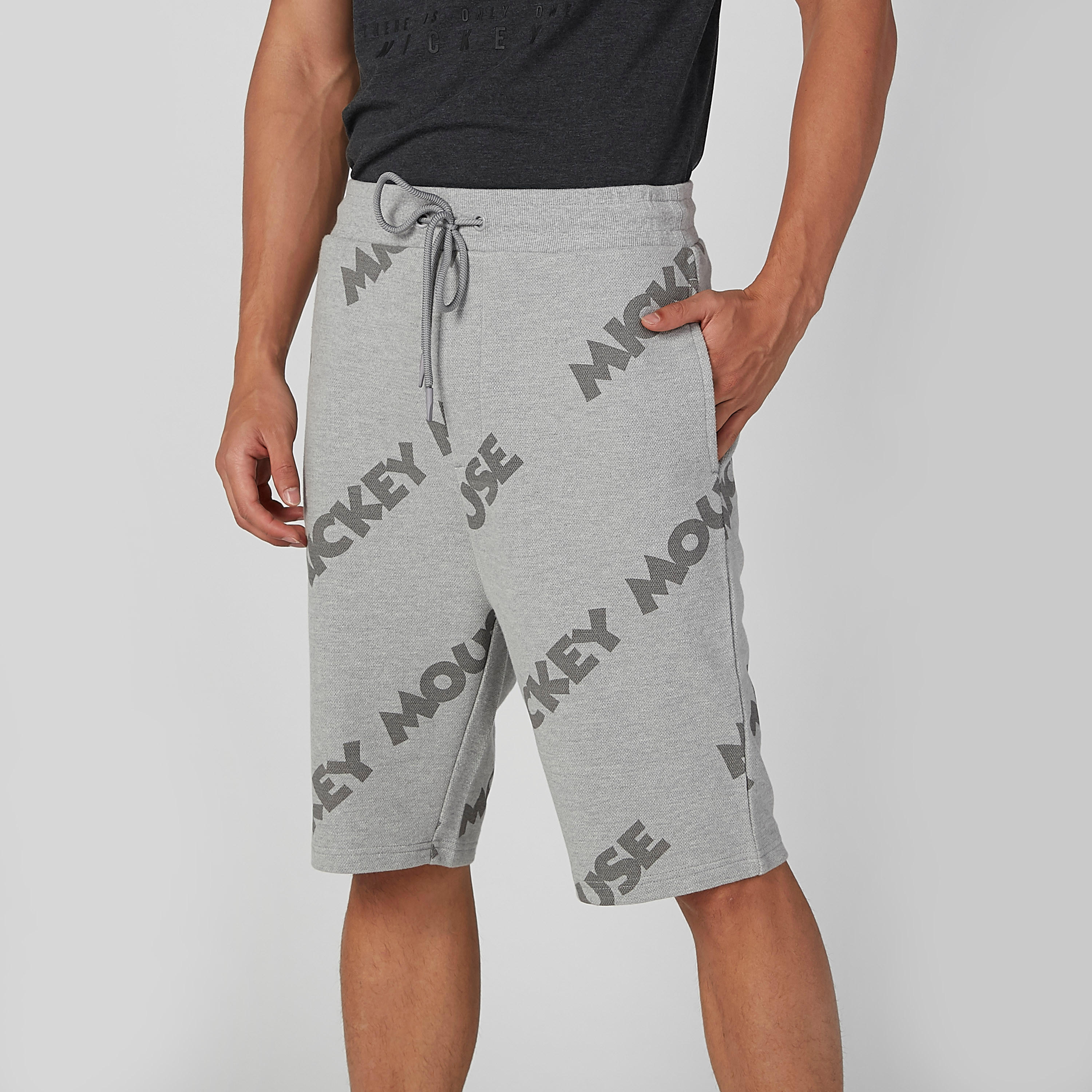 شورت مستدام بقصّة سليم وطبعات ميكي ماوس-men-clothing-bottoms-shorts-image-3