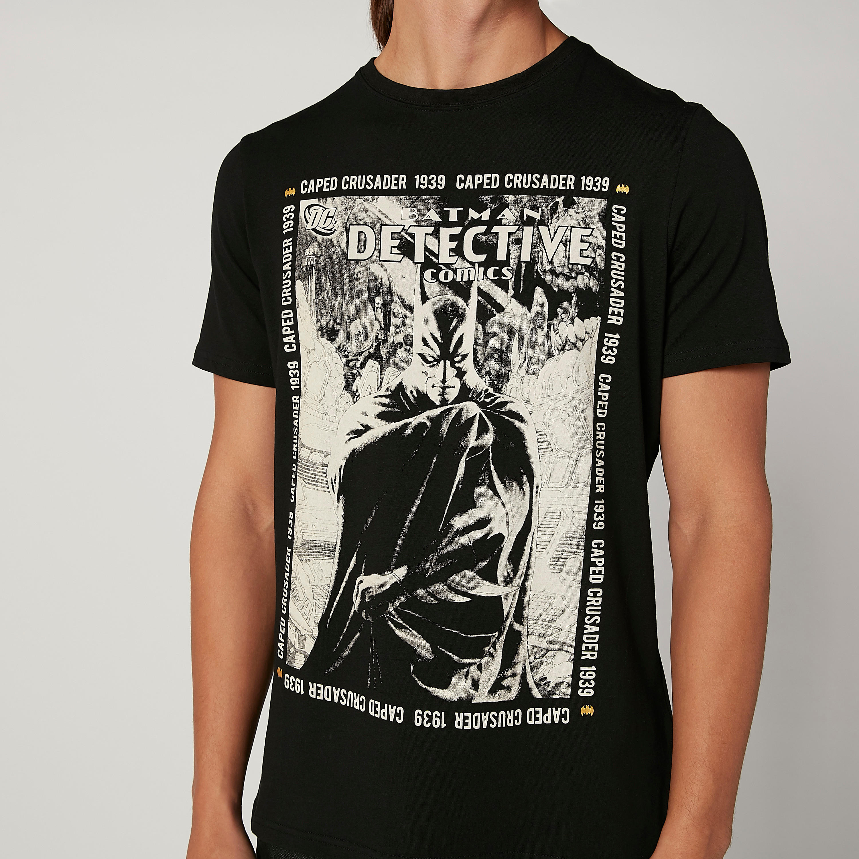 تيشيرت مستدام سليم بياقة ضيّقة وطبعات باتمان -men-clothing-tshirtsandpolos-tshirts-image-3