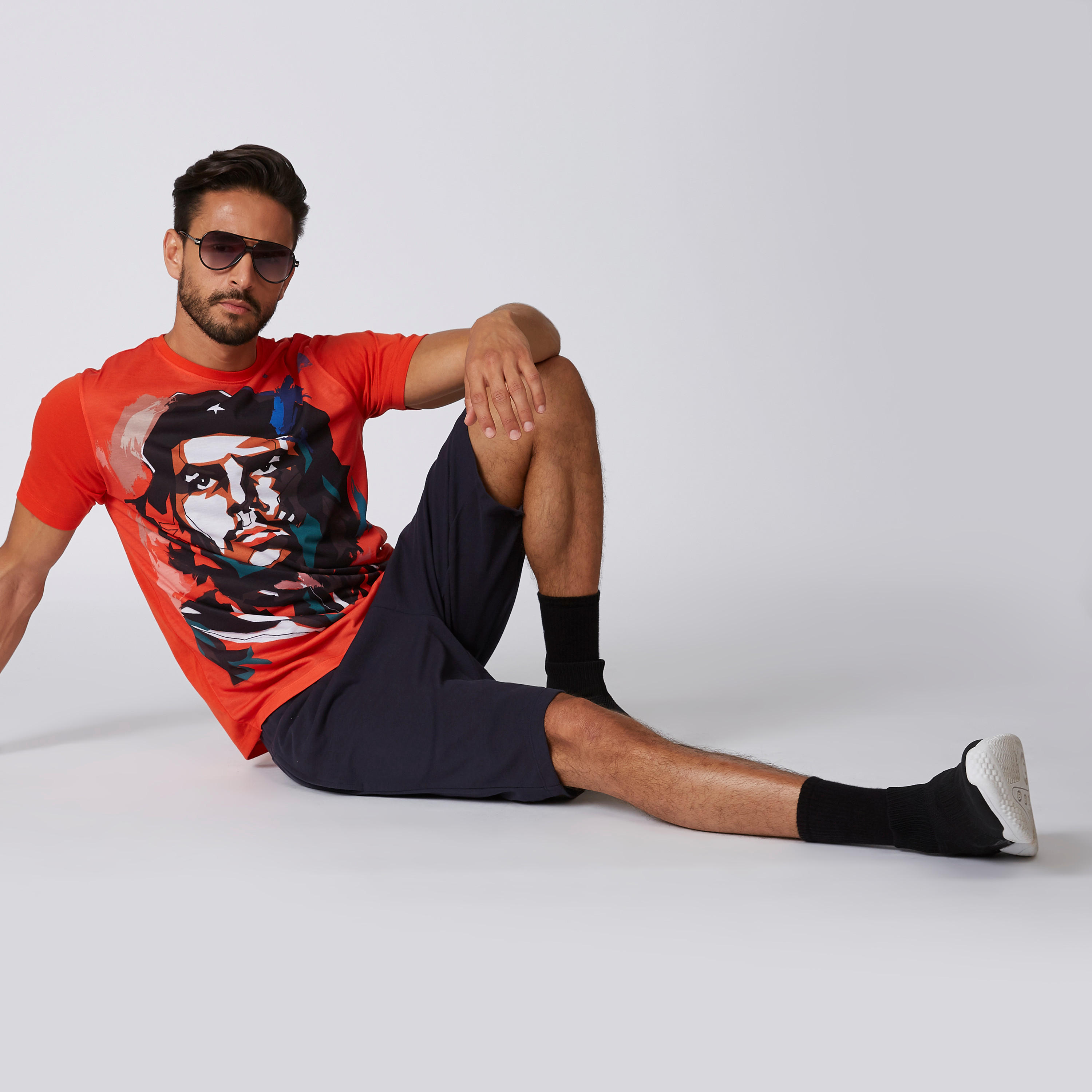 تيشيرت سليم بياقة ضيقة وأكمام قصيرة وطبعات بوب مارلي-men-clothing-tshirtsandpolos-tshirts-image-2
