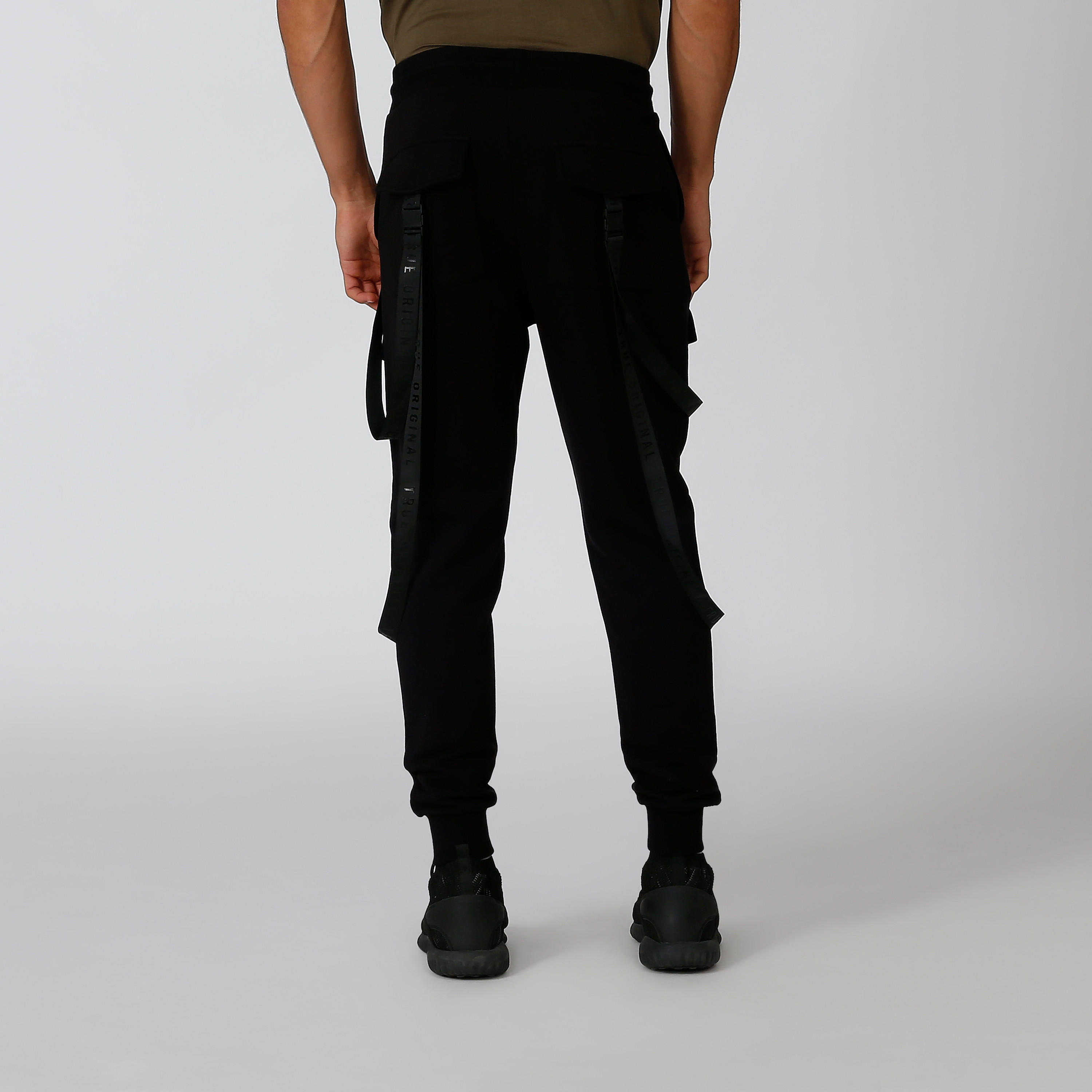 بنطلون رياضي سليم سادة بخصر منخفض وجيوب-men-clothing-bottoms-joggers-image-2