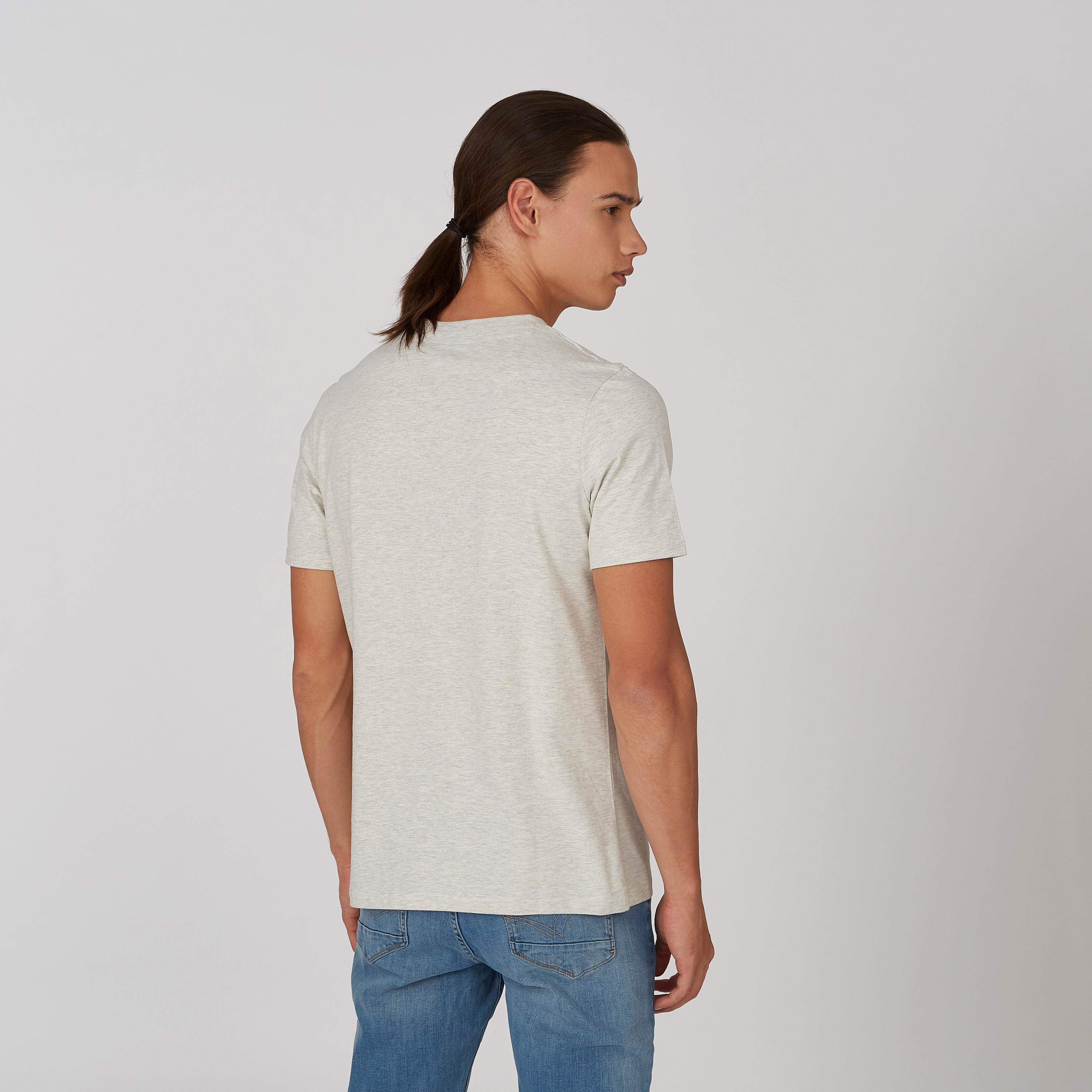 تيشيرت سليم بياقة ضيّقة وأكمام قصيرة وطبعات ديكستر-men-clothing-tshirtsandpolos-tshirts-image-2