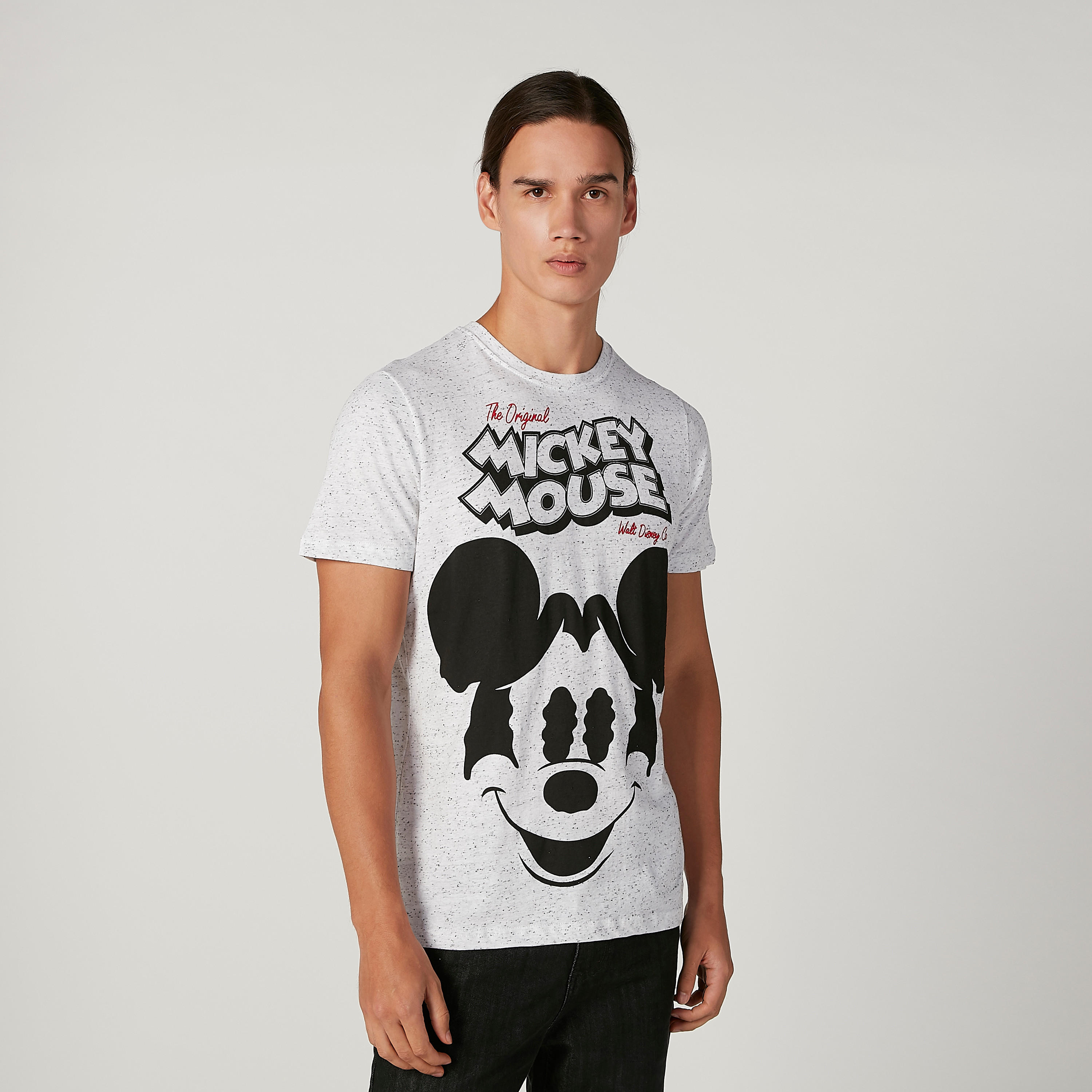 تيشيرت مستدام سليم بياقة ضيّقة وطبعات ميكي ماوس -men-clothing-tshirtsandpolos-tshirts-image-1