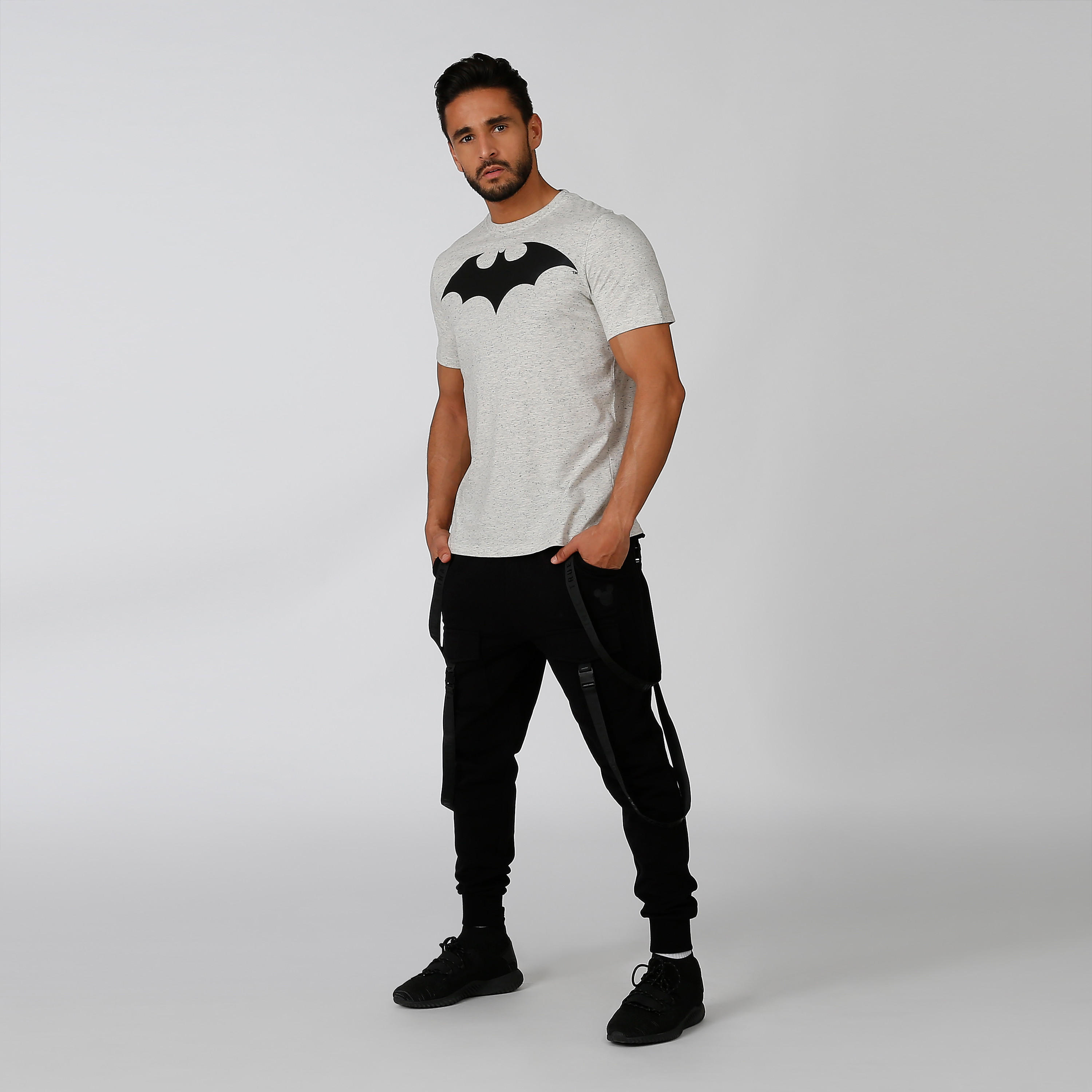 Slim Fit Sustainable Batman Printed T-shirt with Short Sleeves-men-clothing-tshirtsandpolos-tshirts-image-2