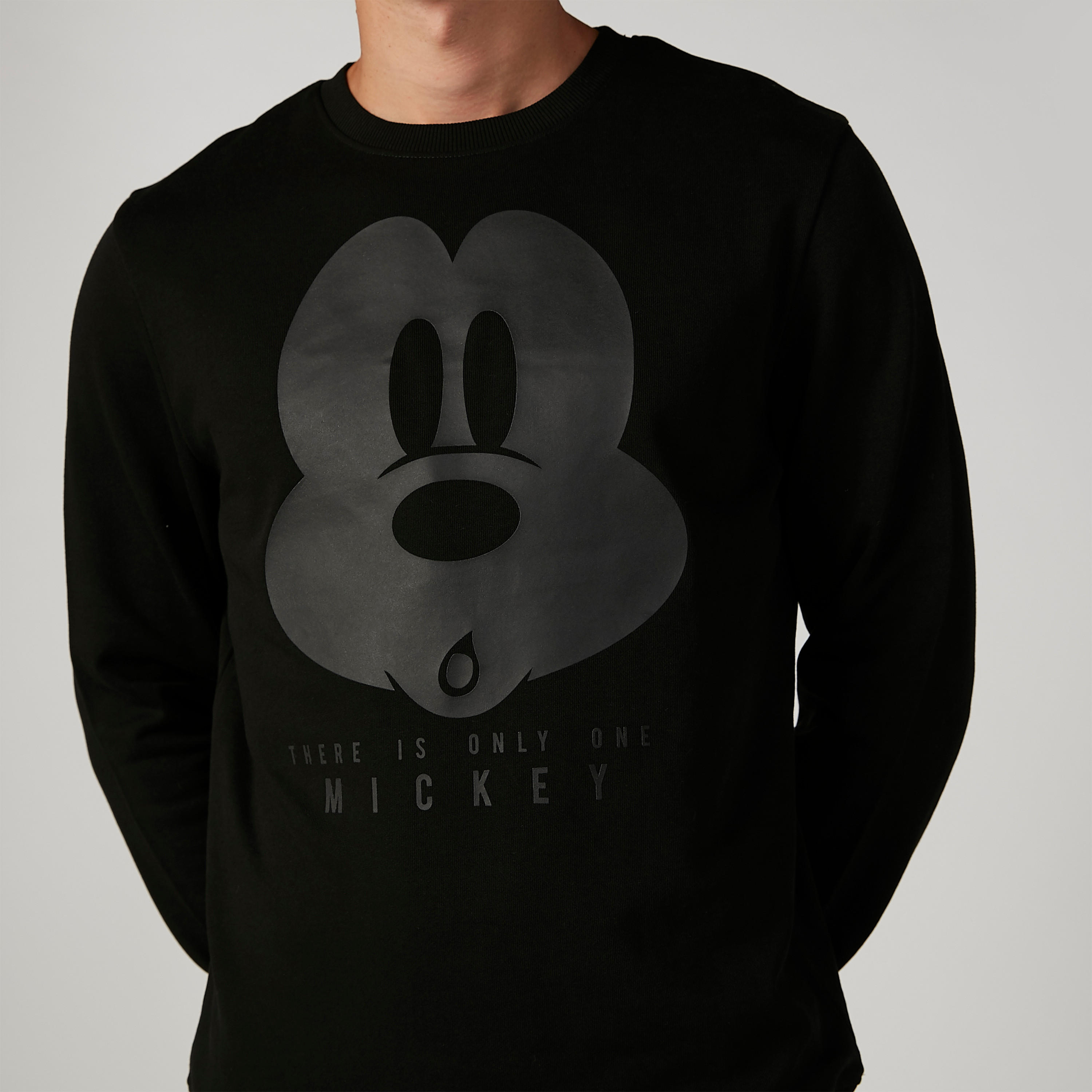 Sustainable Mickey Mouse Printed Sweatshirt with Long Sleeves-men-winterwear-hoodiesandsweatshirts-image-4