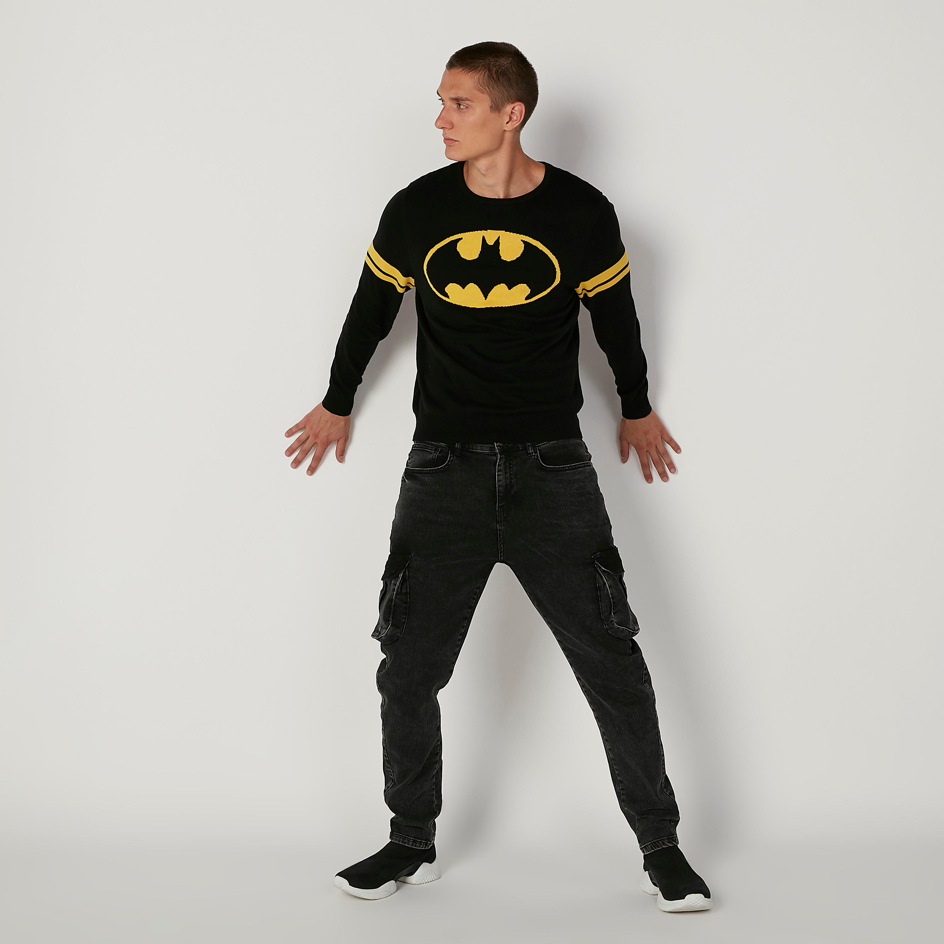 كنزة مستدامة بياقة مستديرة وأكمام طويلة وطبعات باتمان -men-clothing-sweatersandpullovers-image-2