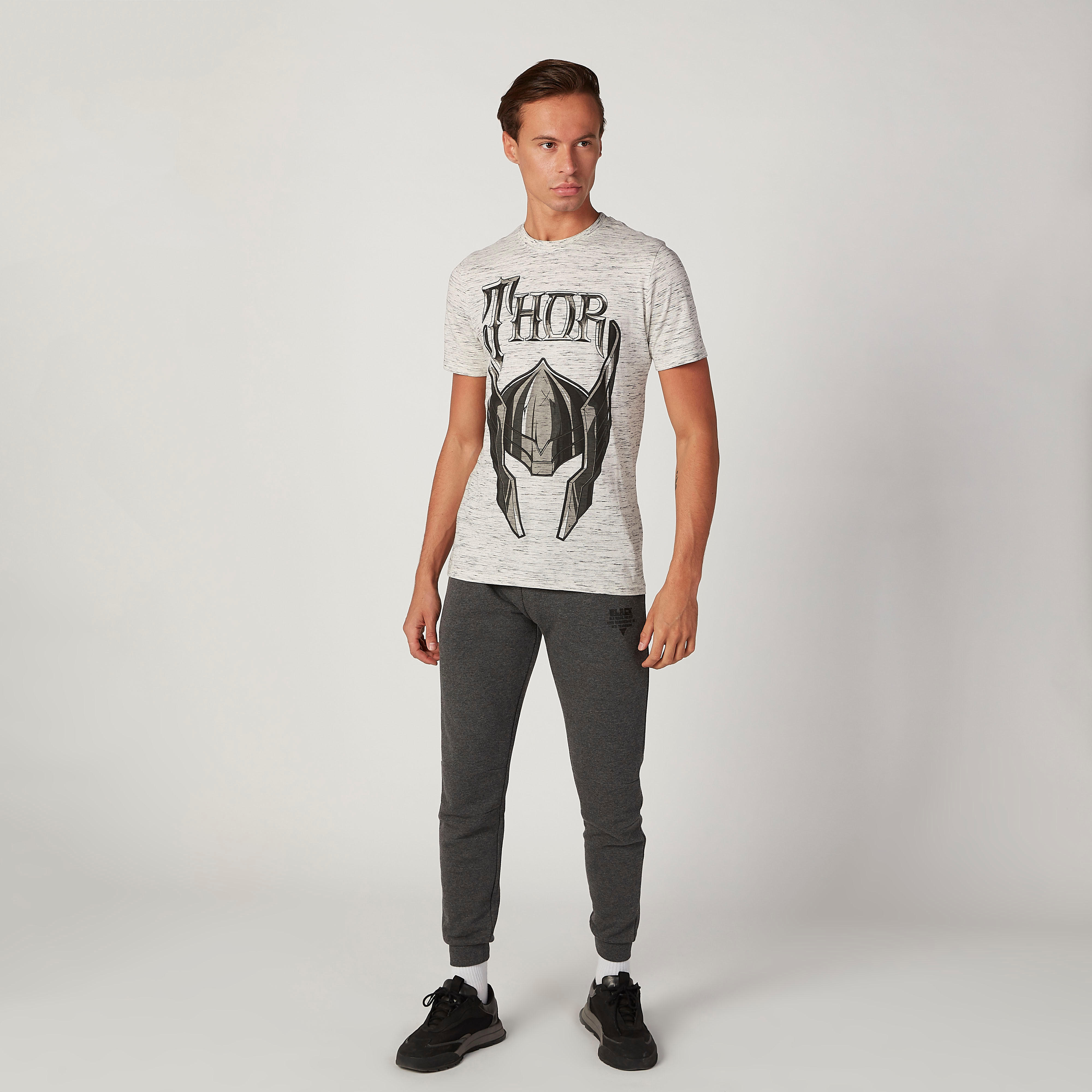 تيشيرت مستدام سليم فيت بياقة ضيّقة وطبعات ثور -men-clothing-tshirtsandpolos-tshirts-image-3