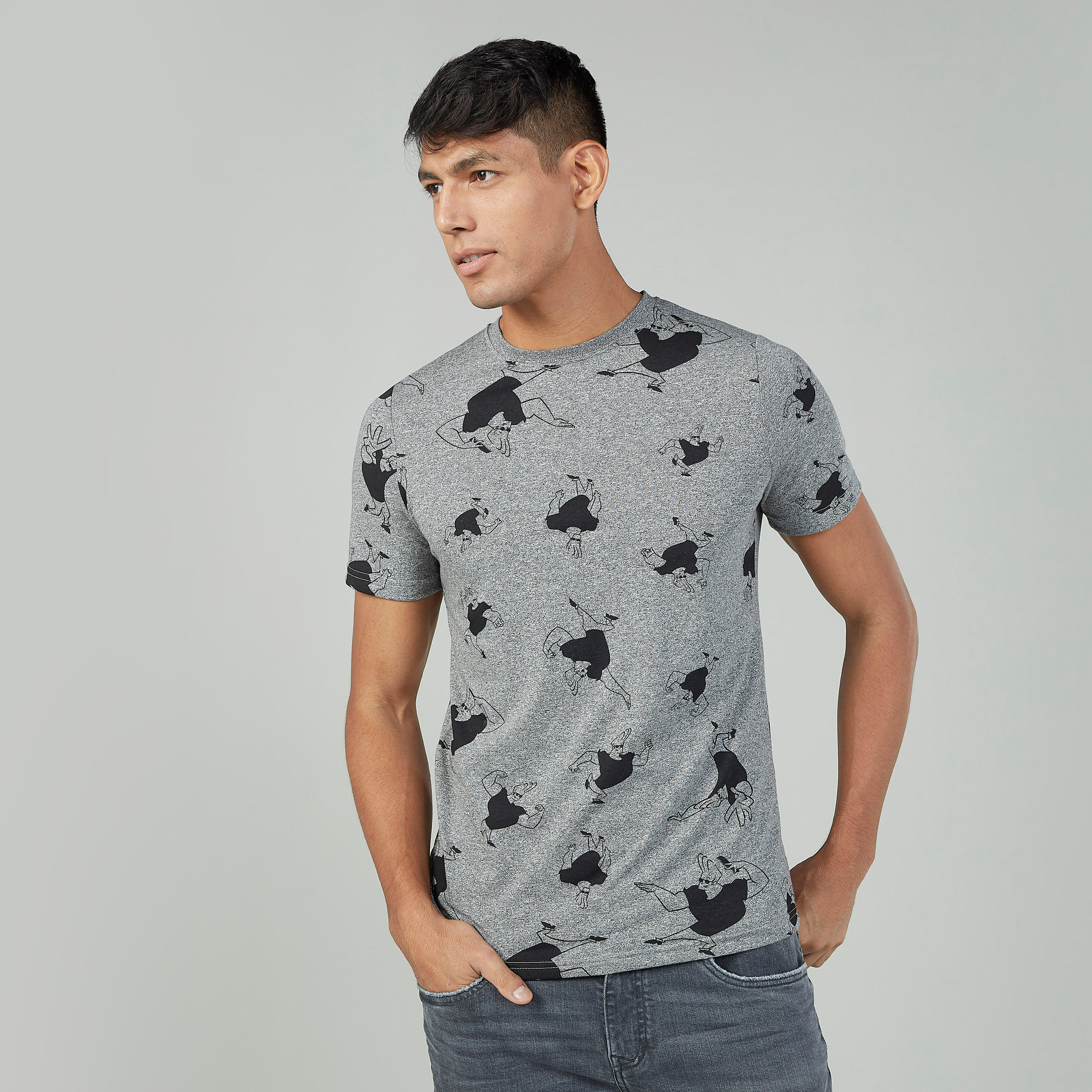 تيشيرت مستدام سليم بياقة ضيّقة وأكمام قصيرة وطبعات  -men-clothing-tshirtsandpolos-tshirts-image-1