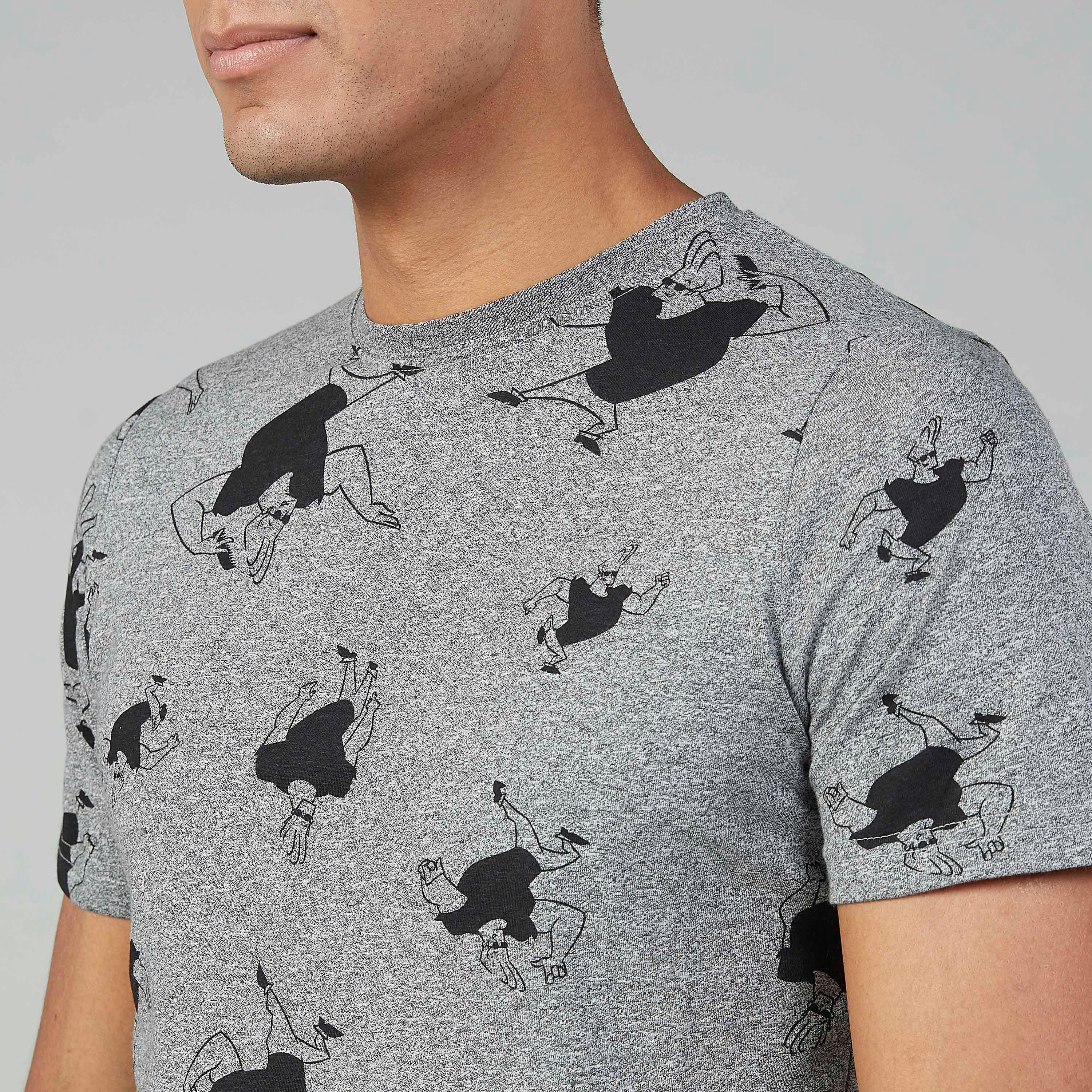 تيشيرت مستدام سليم بياقة ضيّقة وأكمام قصيرة وطبعات  -men-clothing-tshirtsandpolos-tshirts-image-3