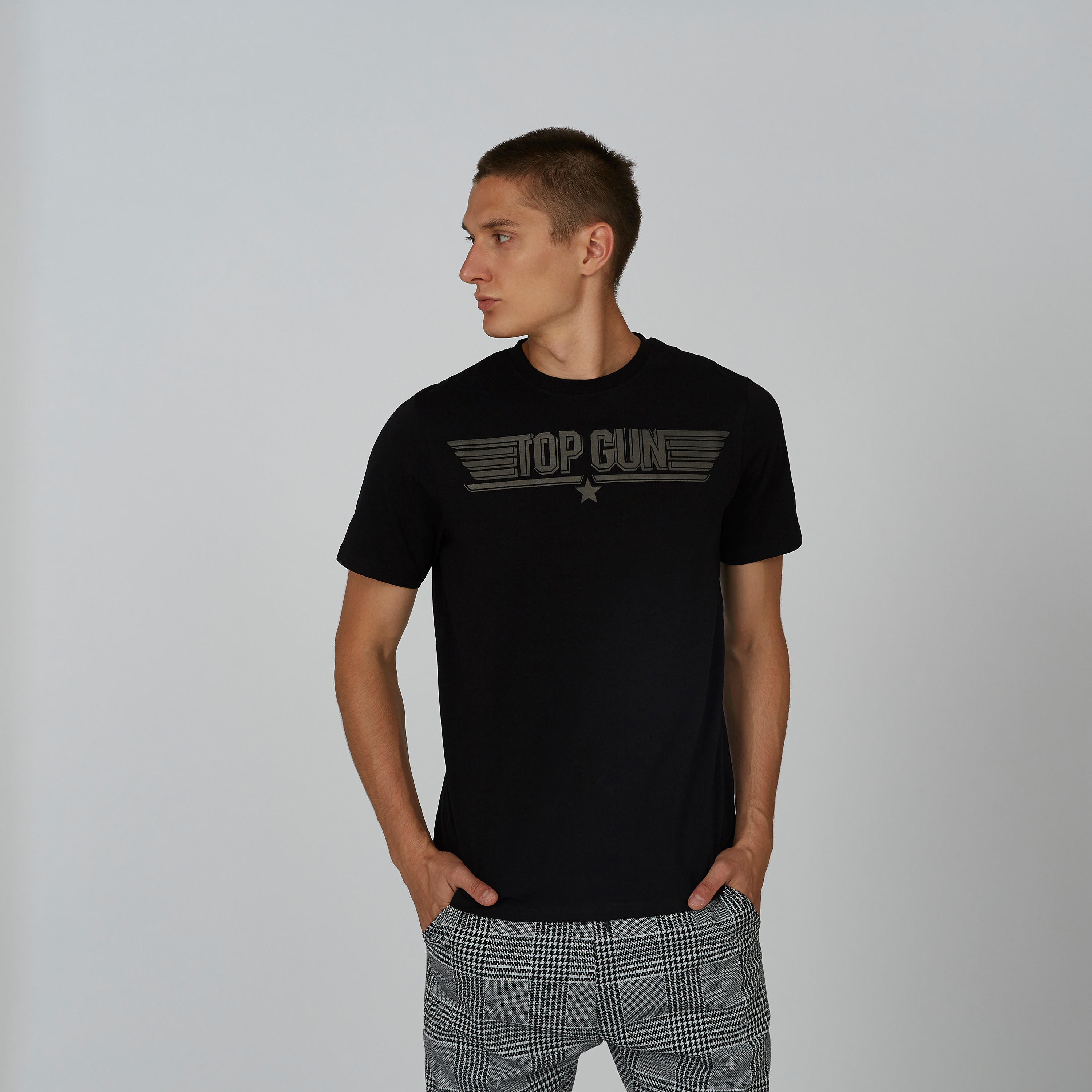 تيشيرت مستدام سليم بياقة ضيّقة وطبعات سمايلي وورلد -men-clothing-tshirtsandpolos-tshirts-image-1