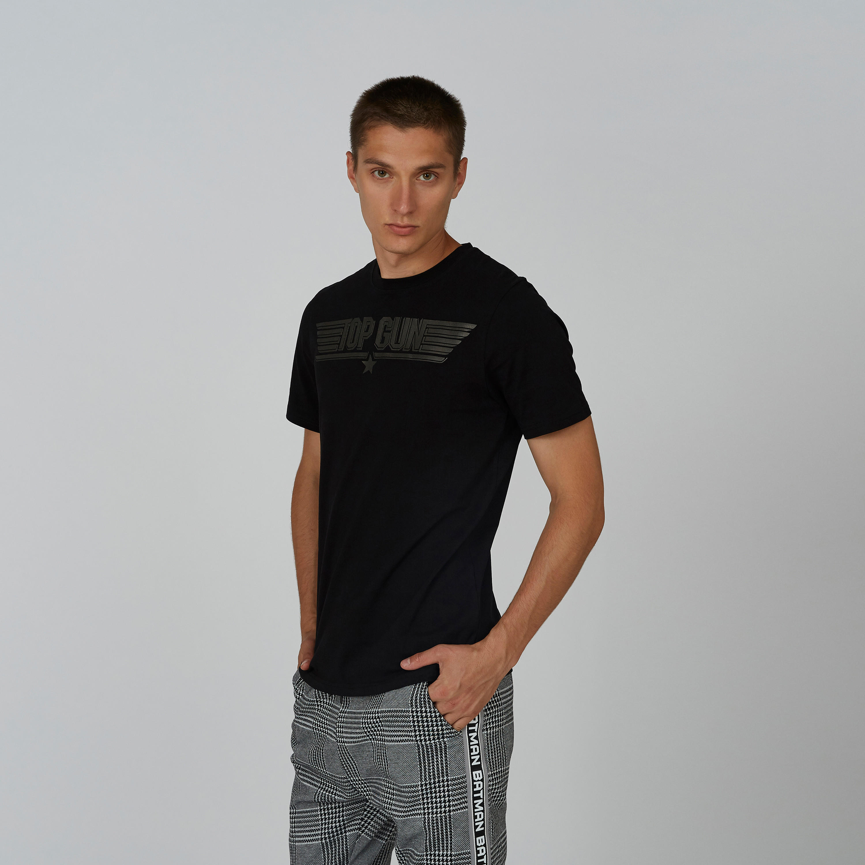 تيشيرت مستدام سليم بياقة ضيّقة وطبعات سمايلي وورلد -men-clothing-tshirtsandpolos-tshirts-image-3