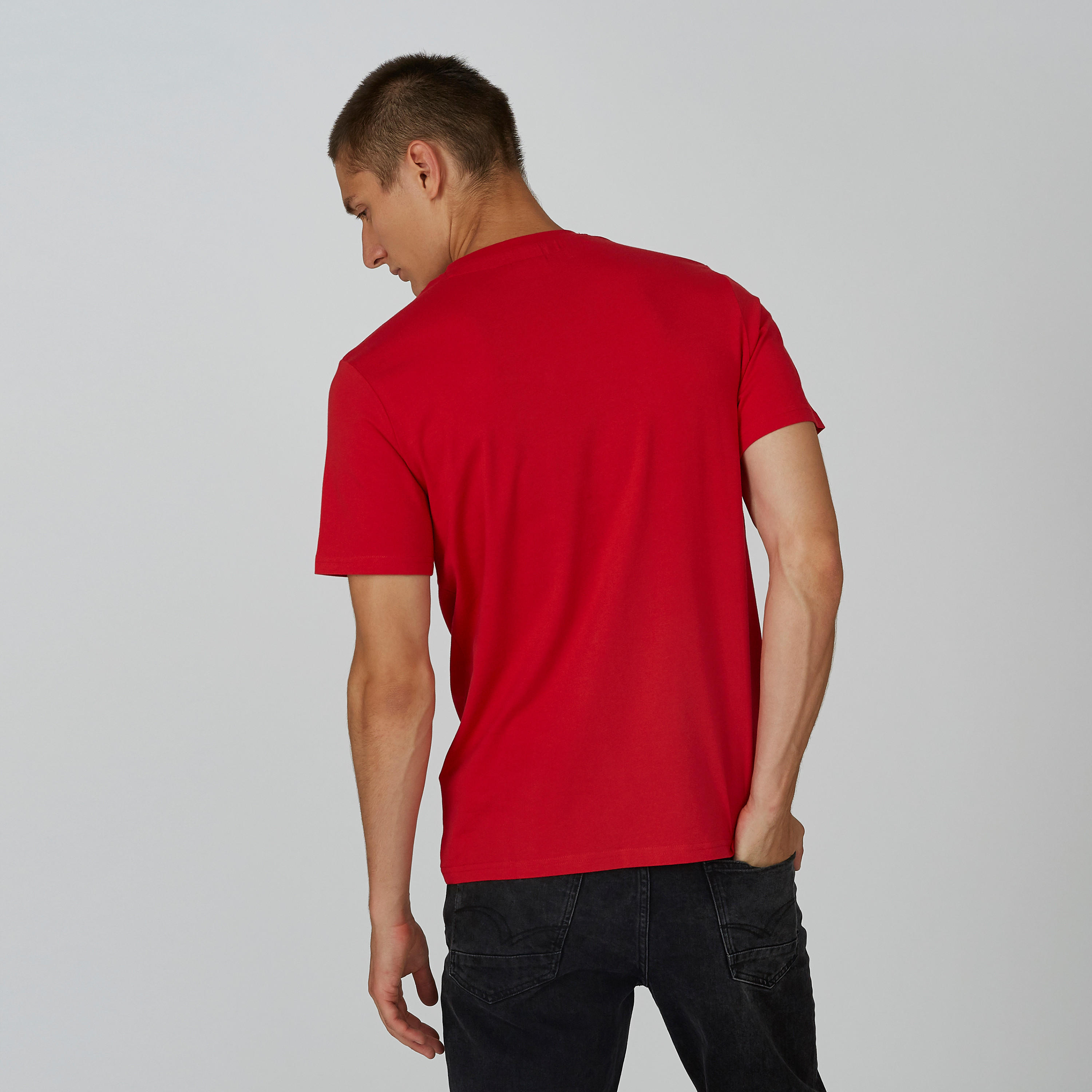 تيشيرت مستدام سليم بياقة مستديرة وأكمام قصيرة وطبعات -men-clothing-tshirtsandpolos-tshirts-image-2
