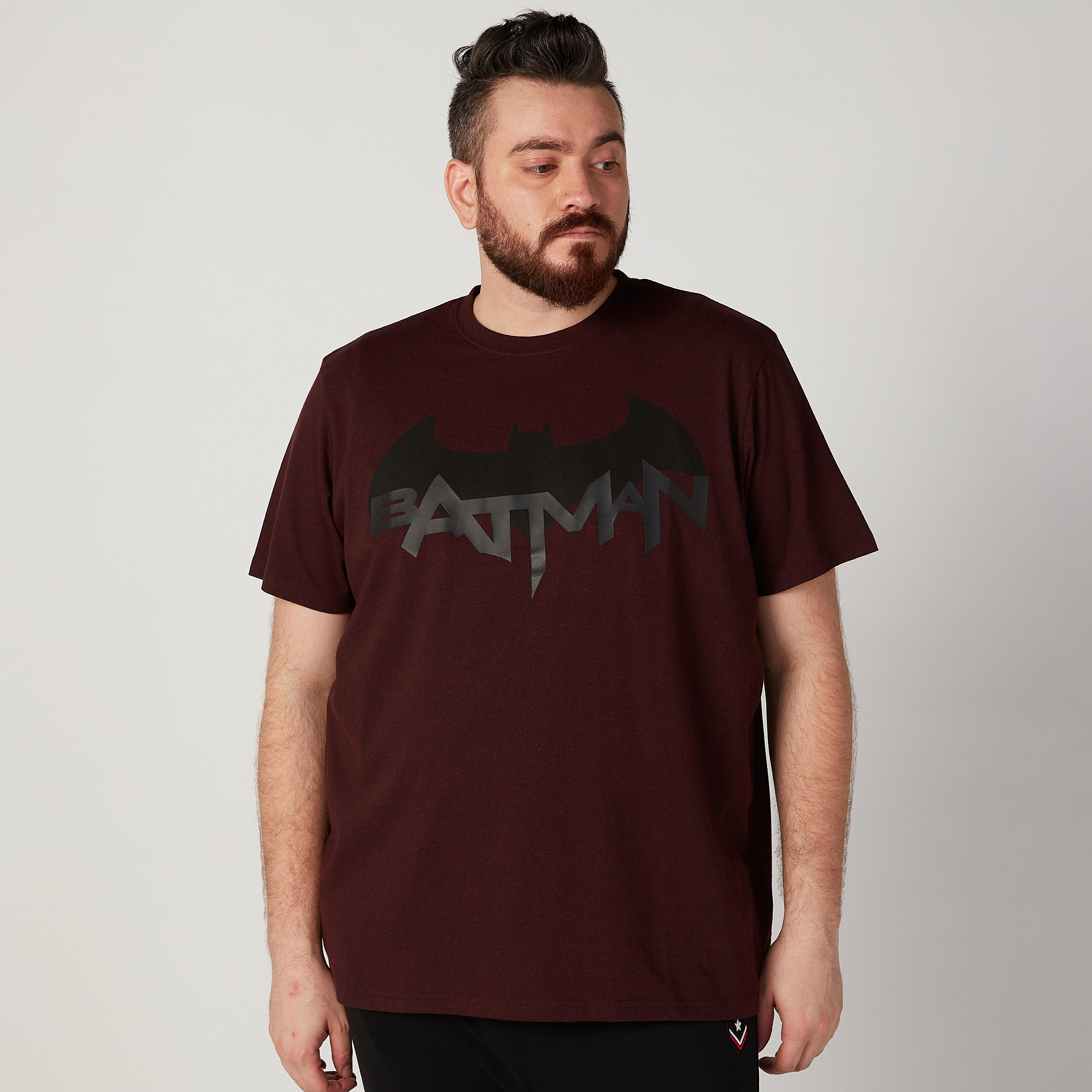 تيشيرت مستدام سليم فيت بياقة ضيّقة وطبعات كابتن أمريكا -men-clothing-tshirtsandpolos-tshirts-image-1