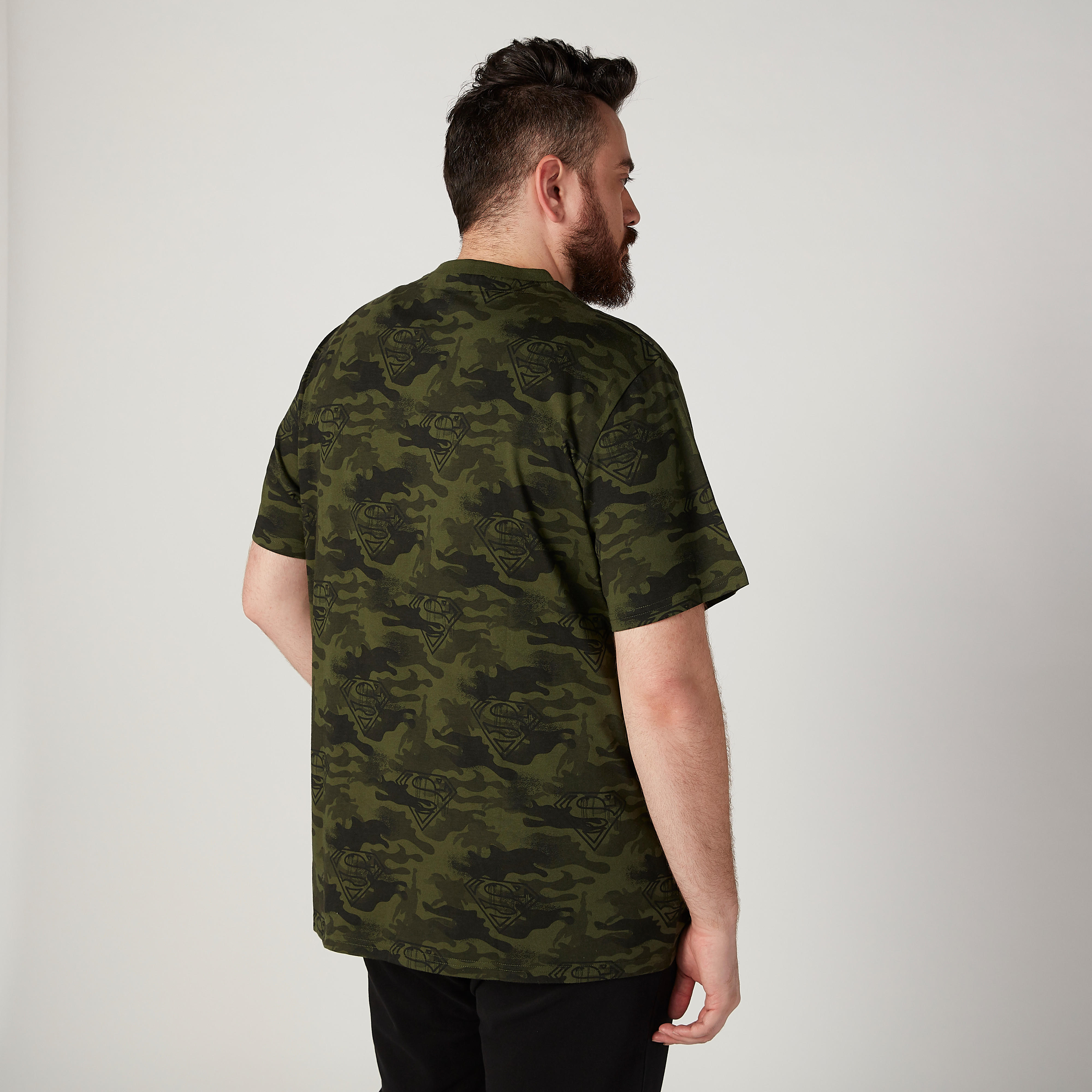 تيشيرت مستدام بأكمام قصيرة وطبعات سوبرمان -men-clothing-tshirtsandpolos-tshirts-image-4