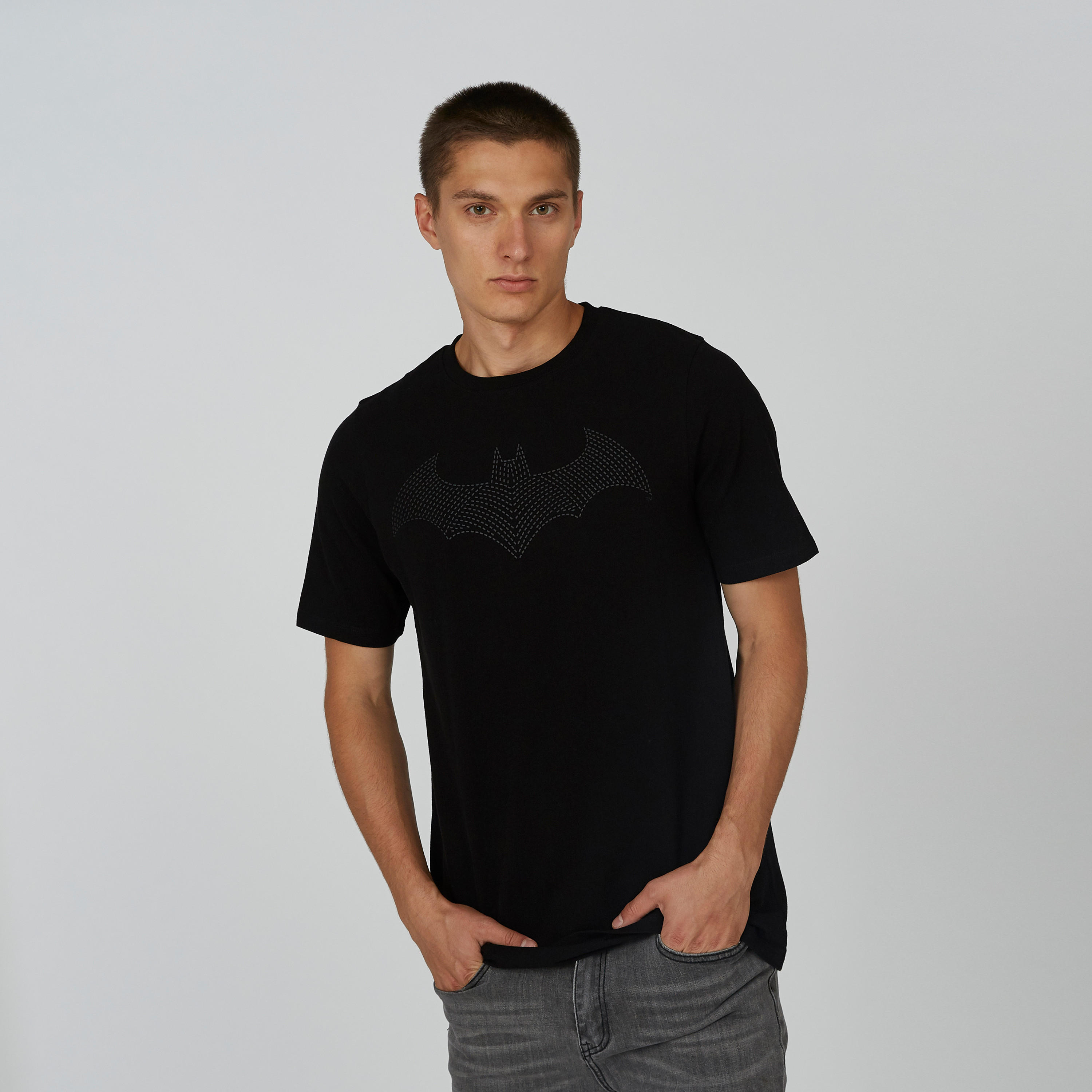 تيشيرت بياقة مستديرة وأكمام قصيرة وطبعات باتمان-men-clothing-tshirtsandpolos-tshirts-image-1