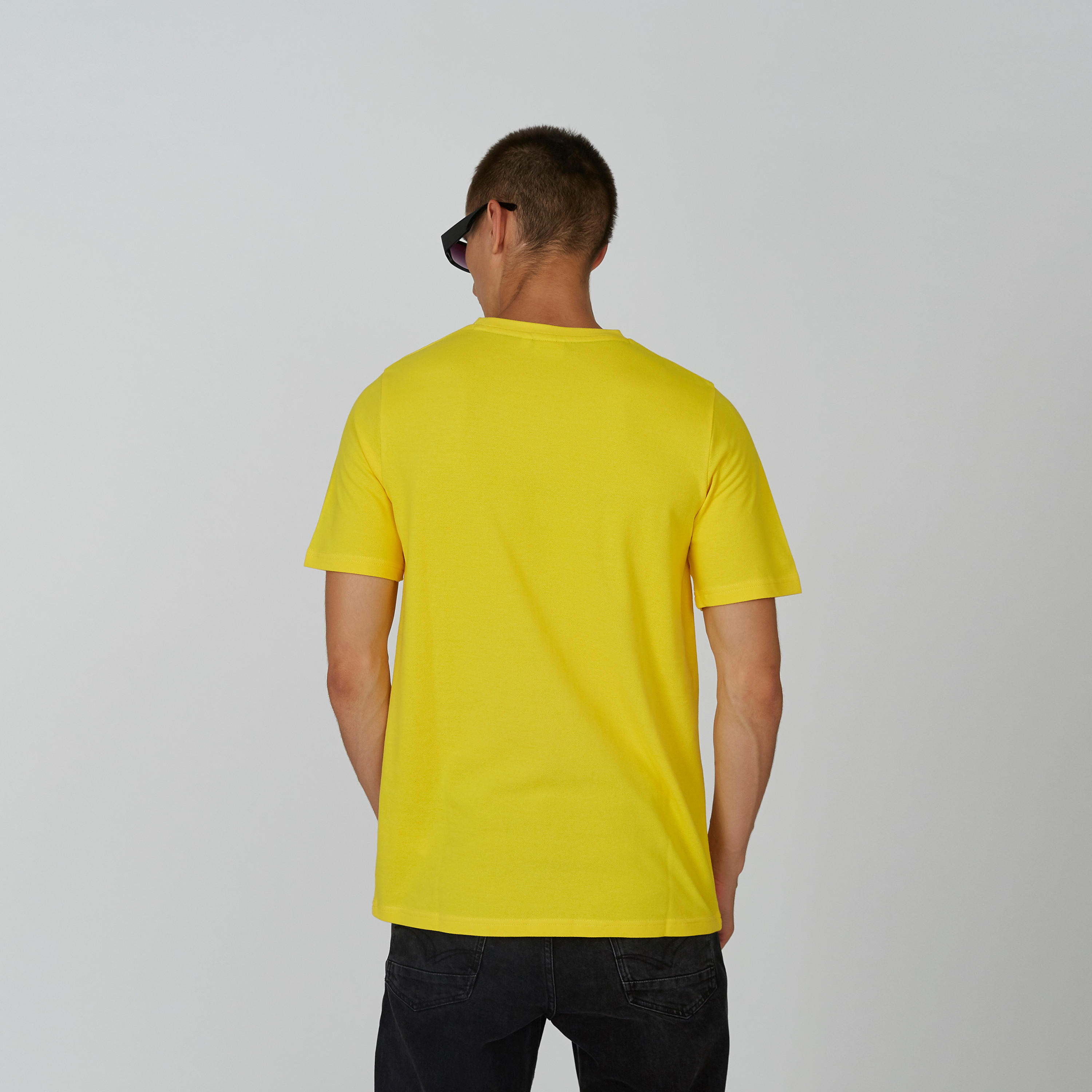 تيشيرت بياقة ضيّقة وأكمام قصيرة وطبعات باتمان-men-clothing-tshirtsandpolos-tshirts-image-3