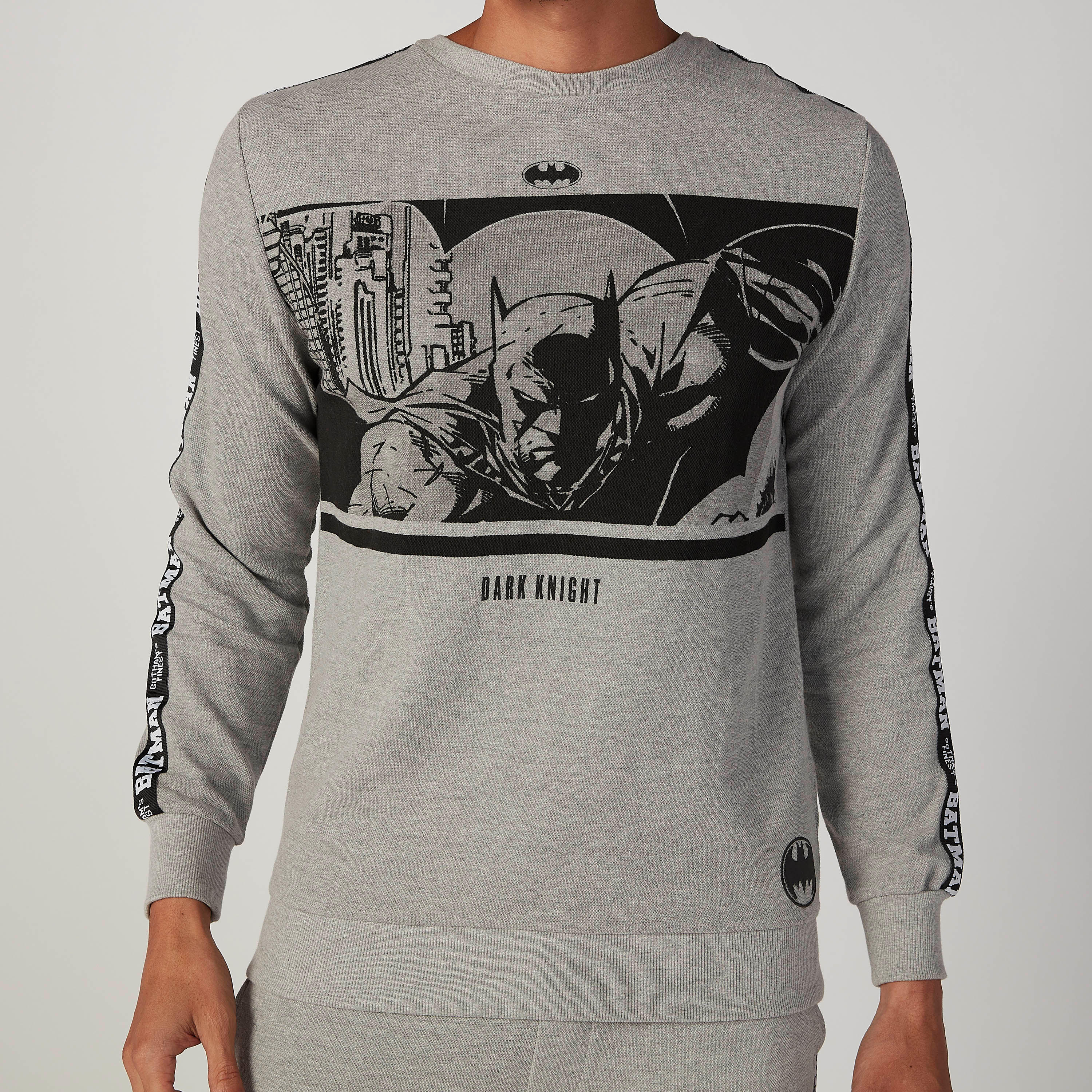 سويت شيرت بياقة مستديرة وأكمام طويلة وطبعات باتمان-men-winterwear-hoodiesandsweatshirts-image-3