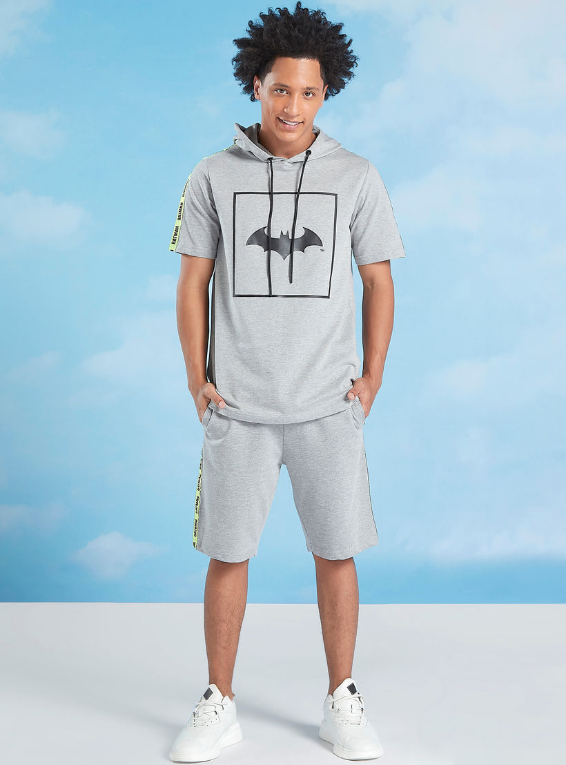 تيشيرت بأكمام قصيرة وقبعة وطبعات باتمان-men-clothing-tshirtsandpolos-tshirts-image-3