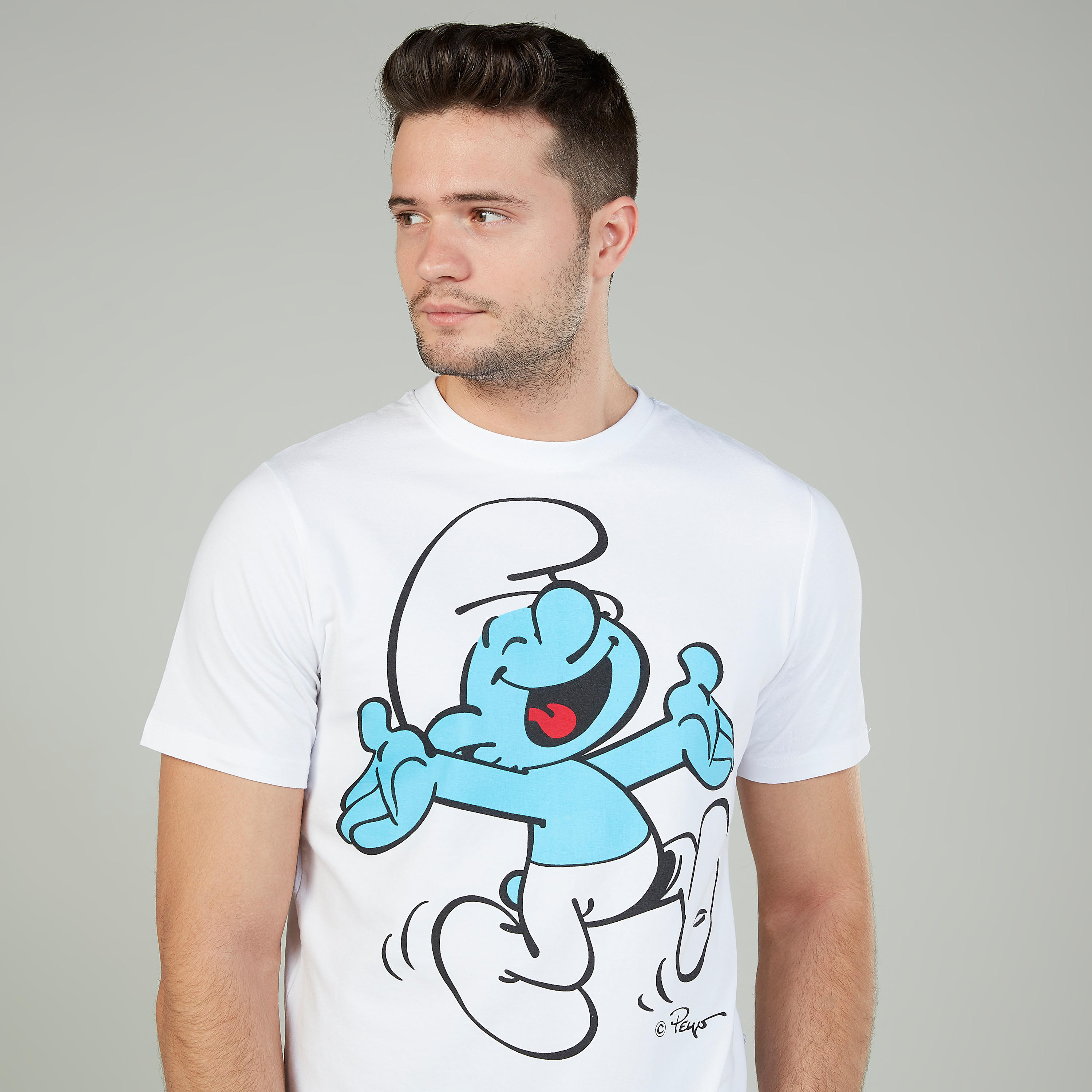 تيشيرت مستدام بياقة ضيّقة وطبعات السنافر -men-clothing-tshirtsandpolos-tshirts-image-3