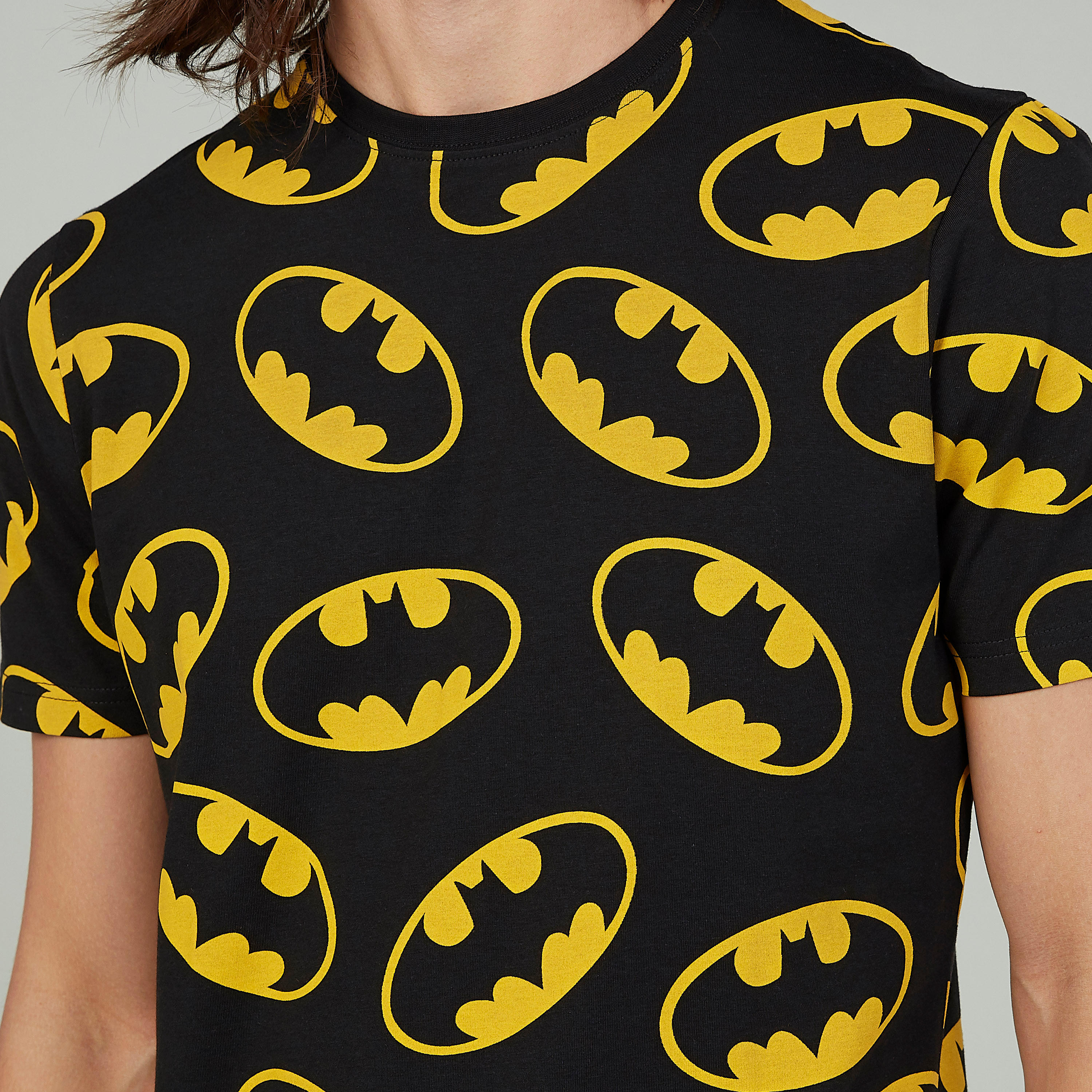 Sustainable Slim Fit Batman Printed T-shirt with Crew Neck-men-clothing-tshirtsandpolos-tshirts-image-3