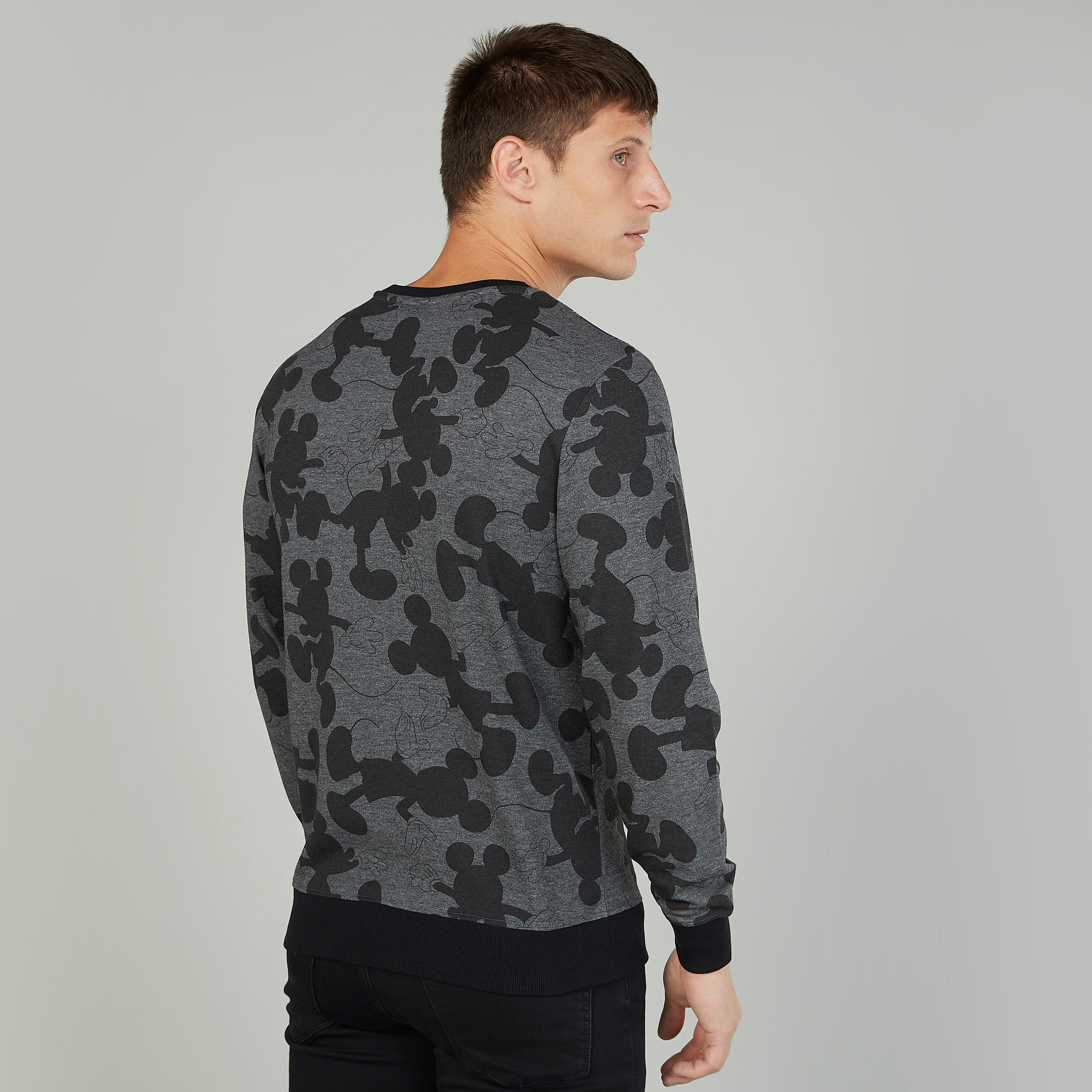 سويت شيرت بأكمام طويلة وطبعات ميكي ماوس-men-winterwear-hoodiesandsweatshirts-image-4